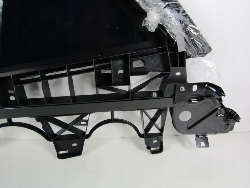 TWIZY SZYBA DRZWI BOCZNA PRZOD LEWA 801017231R Part number 801017231R