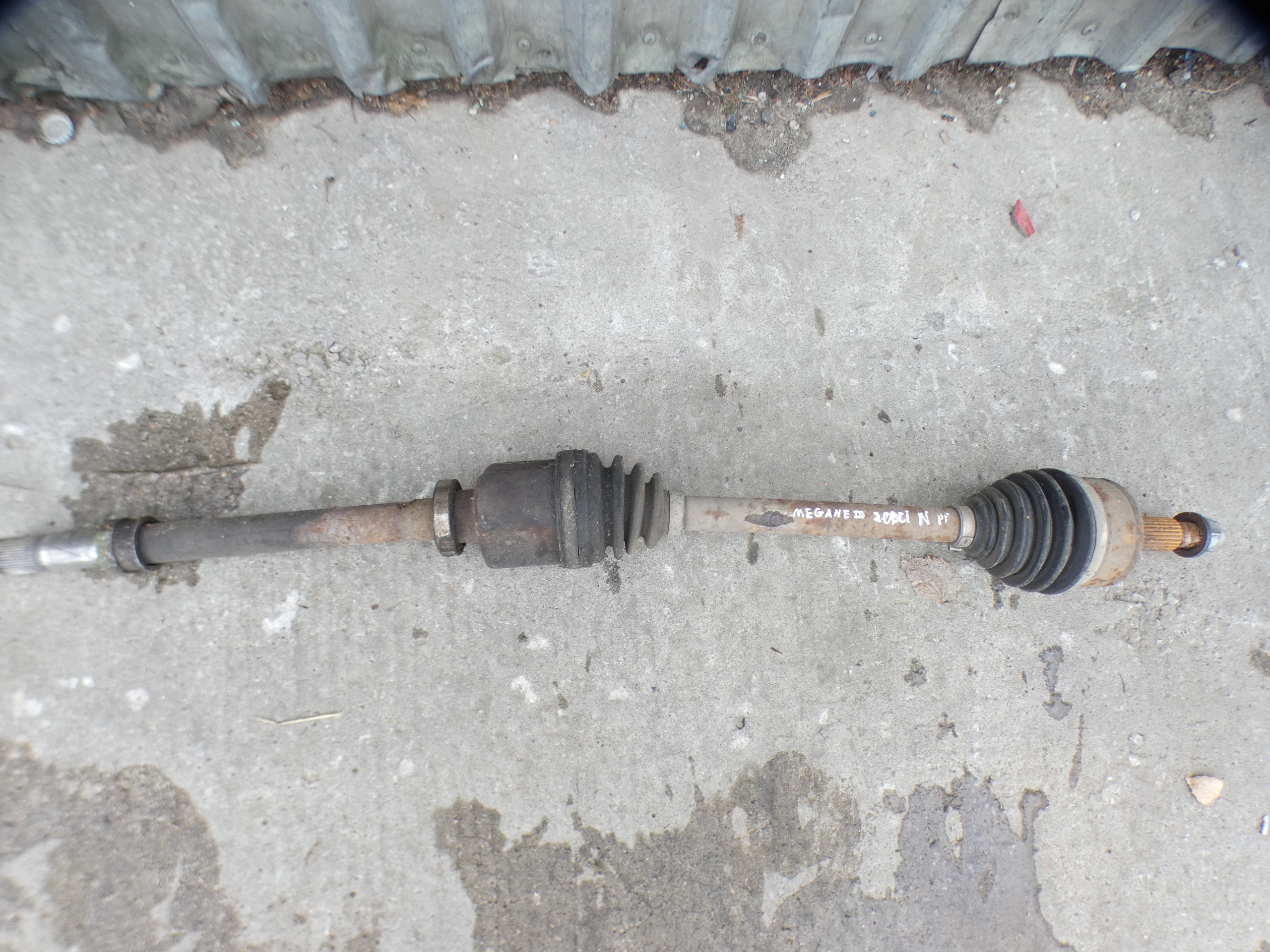 RENAULT MEGANE III semi-axis left right 2.0 DCI