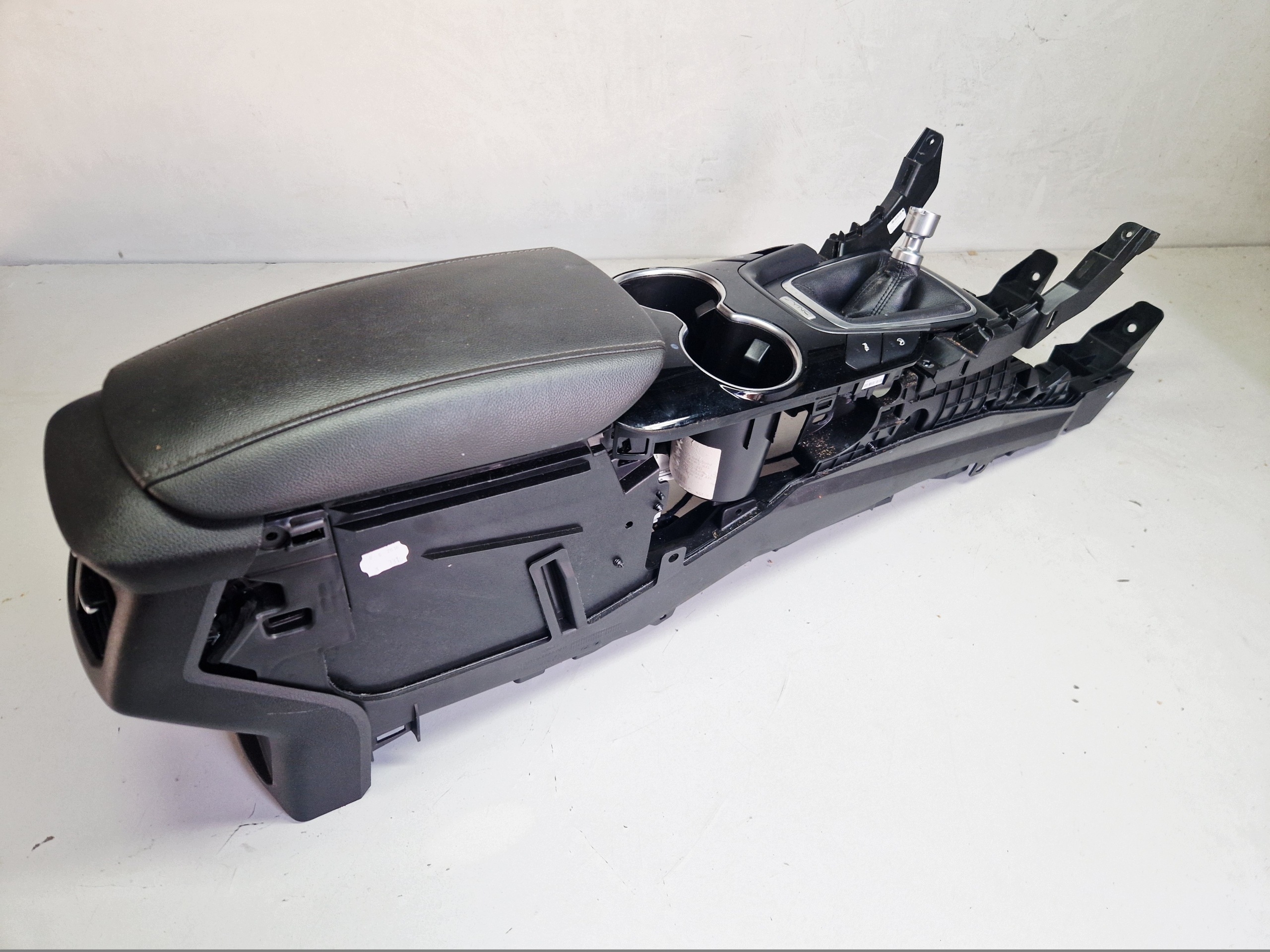 FORD MONDEO MK5 TUNEL central armrest USB CALY KOMPLET