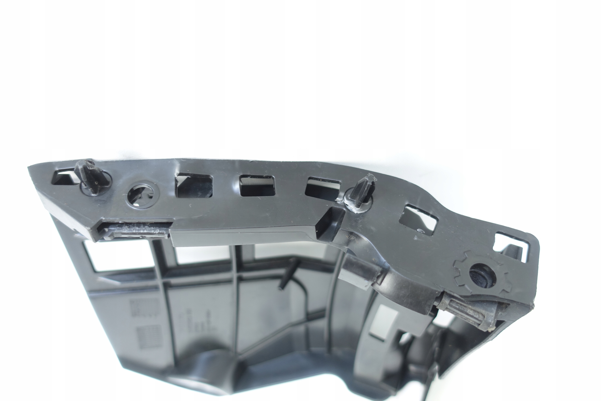 bumper bracket right PRZO VOLVO XC40 31455243