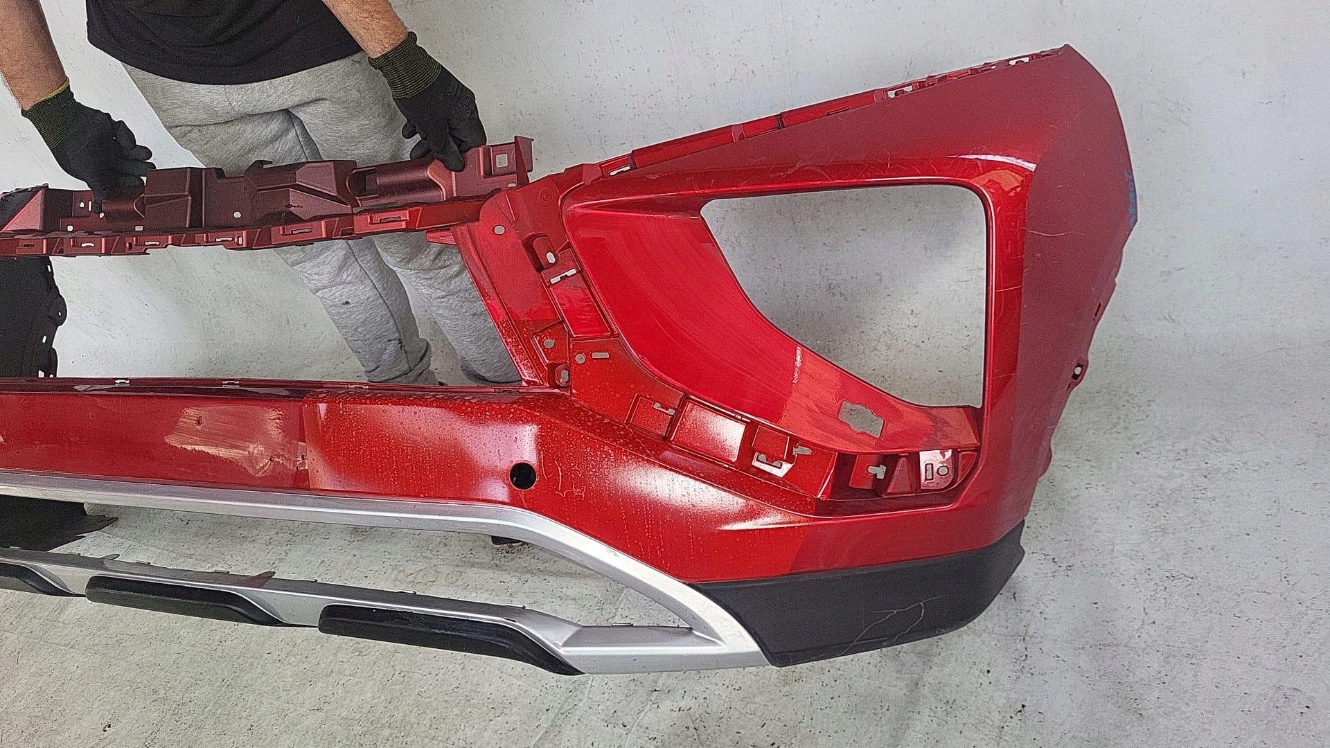 MITSUBISHI ECLIPSE CROSS LIFT 20- bumper front front 6400K95477