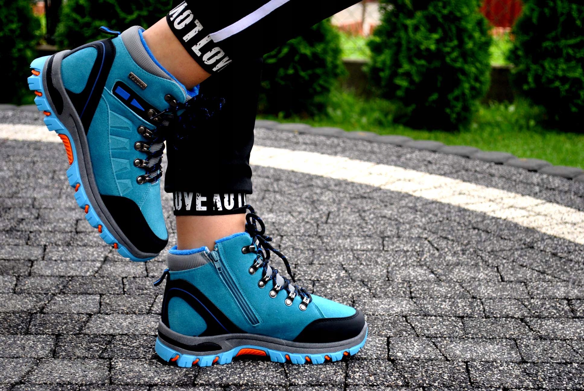 BUT ZIMOWY OCIEPLANY TREKING GÓRSKI TRAPER ŚNIEGIEC SPORT Wzór dominujący inny wzór