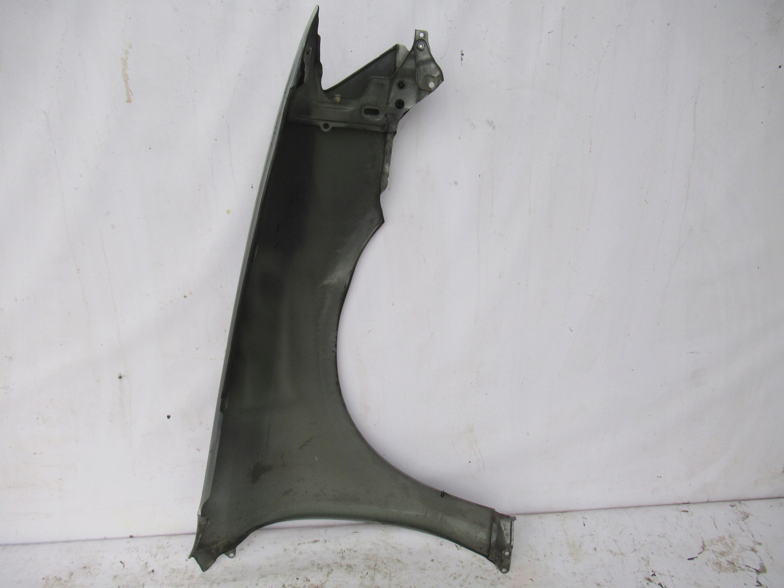 fender front front left SUBARU LEGACY 03