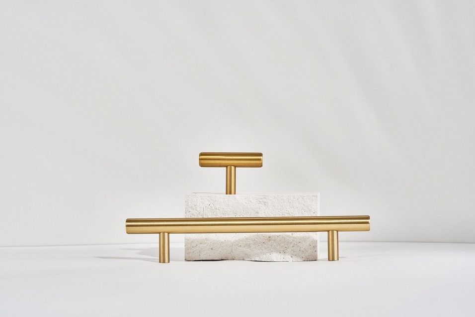 GAŁKA MEBLOWA UCHWYT RELING 50mm - 100% MOSIĄDZ Kod producenta UREM