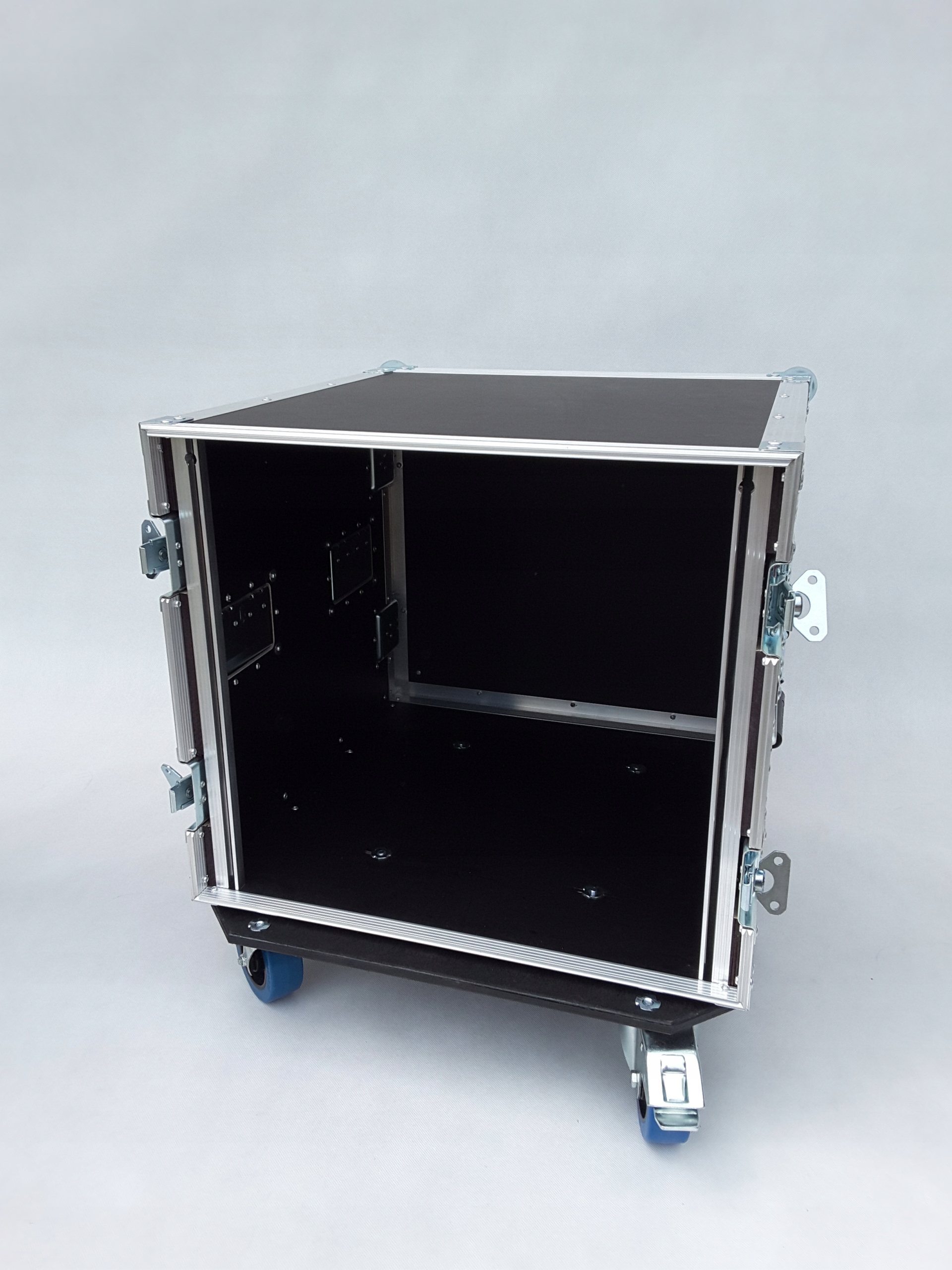 Case rack 19" 14U 50cm na Kołach PRO WMCASE Marka WMCASE