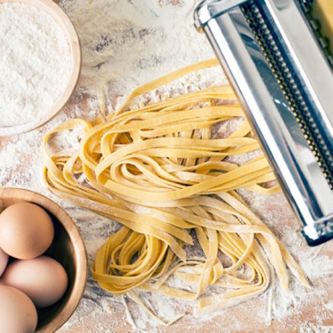 MASZYNKA DO MAKARONU CIASTA PIEROGÓW WAŁKOWANIA RAVIOLI LASANI RĘCZNA Linia nowoczesna