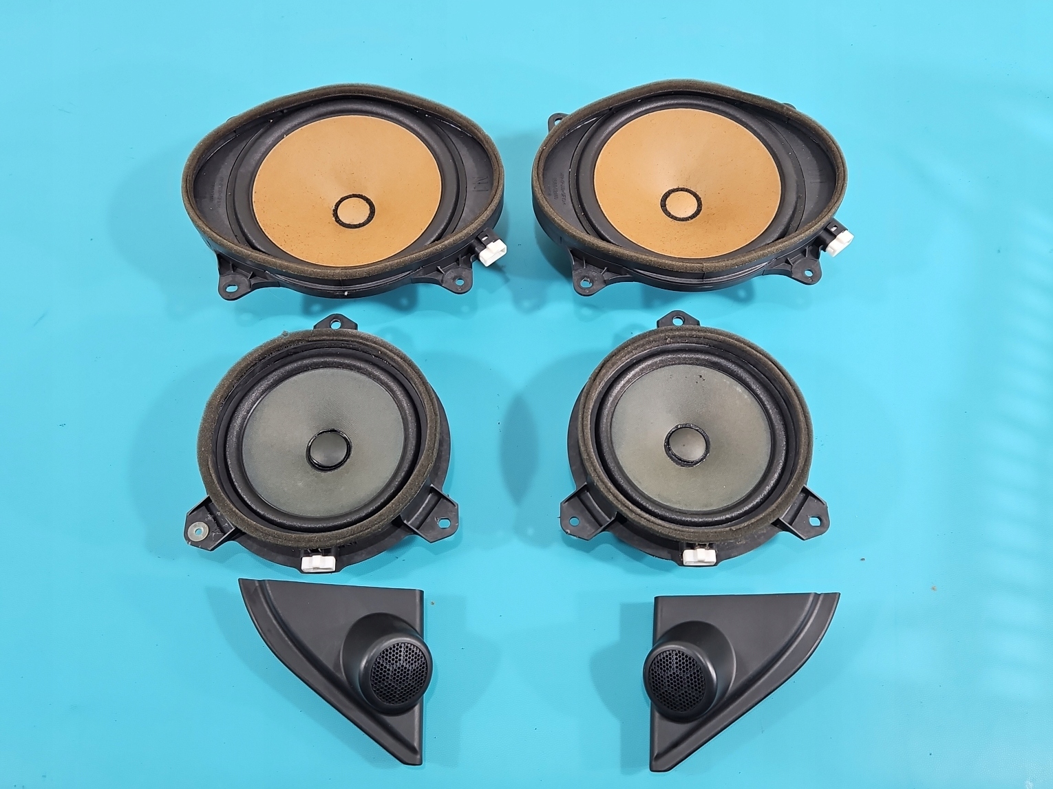 GŁOŚNIKI KOMPLET TOYOTA COROLLA E16 E18 13- 86160-02A60