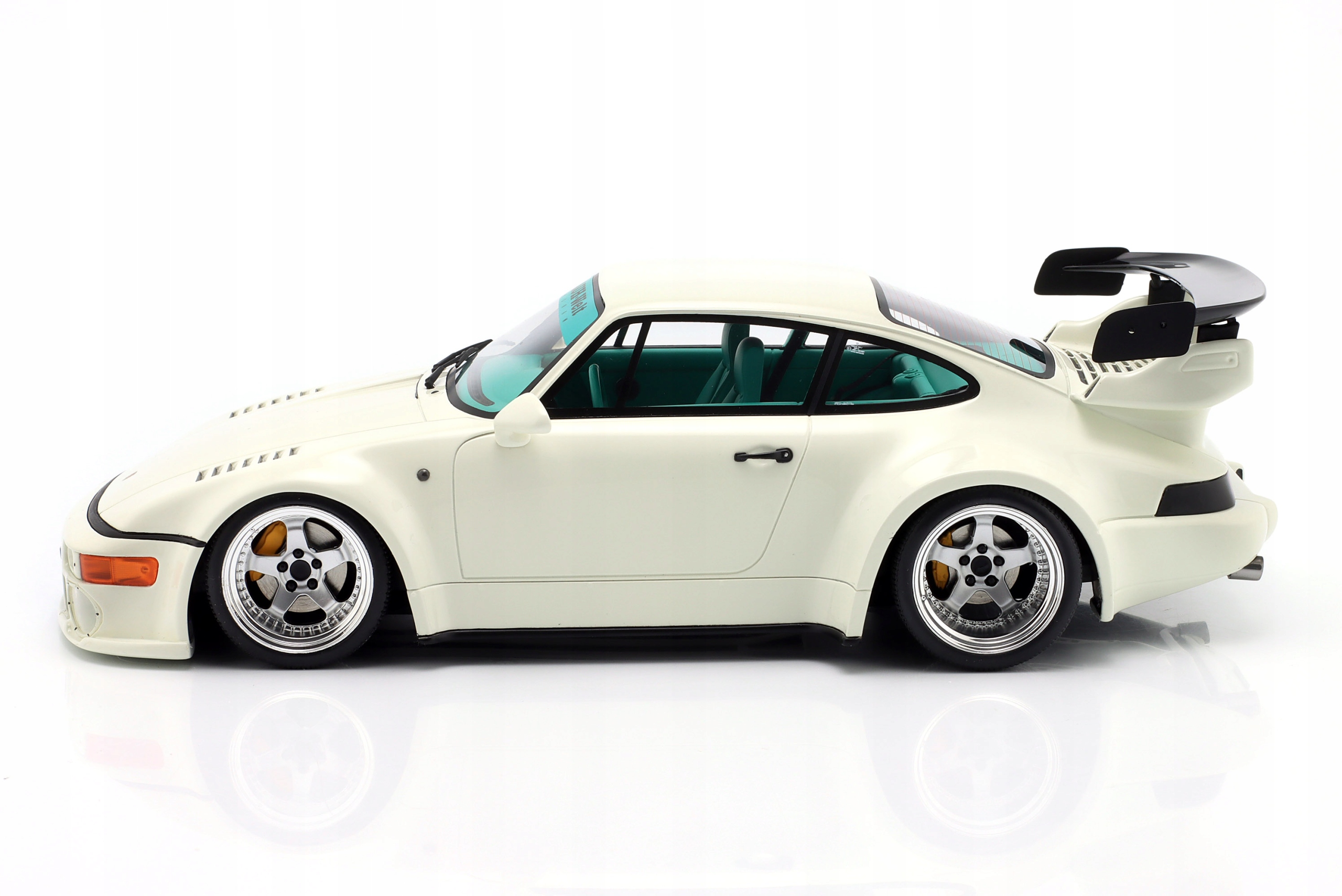 1:18 GT Spirit Porsche 911 (964) RWB RWBA 2023 Grand Prize white GT506 ...
