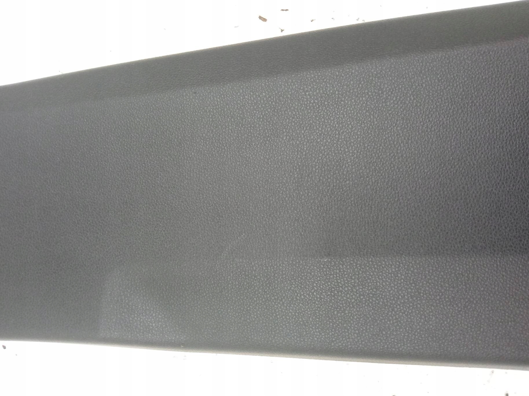 cover SLUPKA B left 769147537R Dacia Duster III (2024- )
