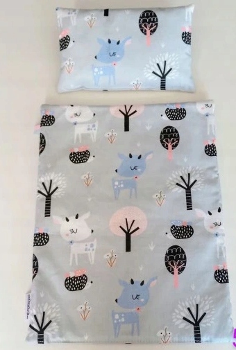 

Pościel dla lalek Z Wypełnieniem. Producent