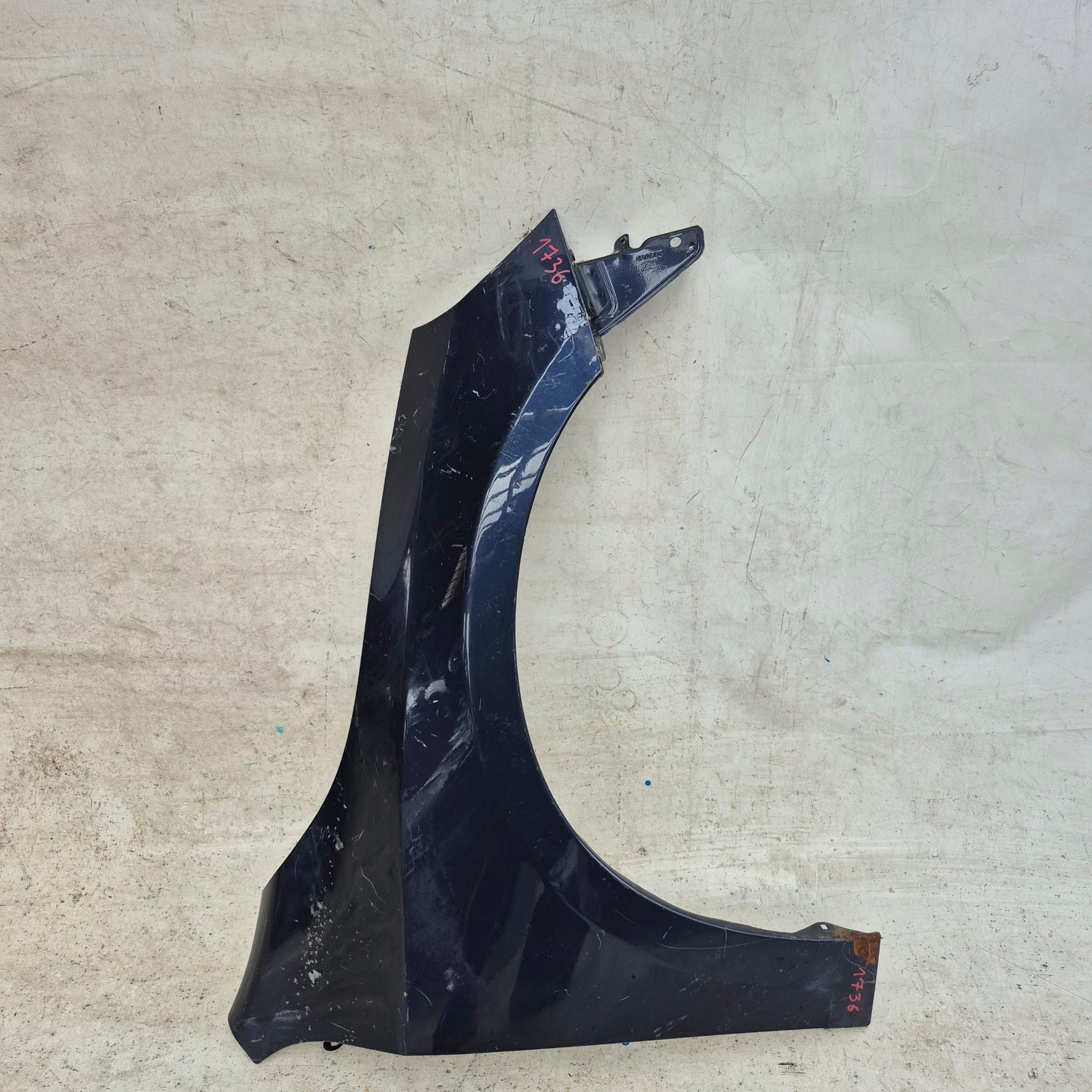 VOLVO V60 and 1 S60 II 2 10-13 fender front front right
