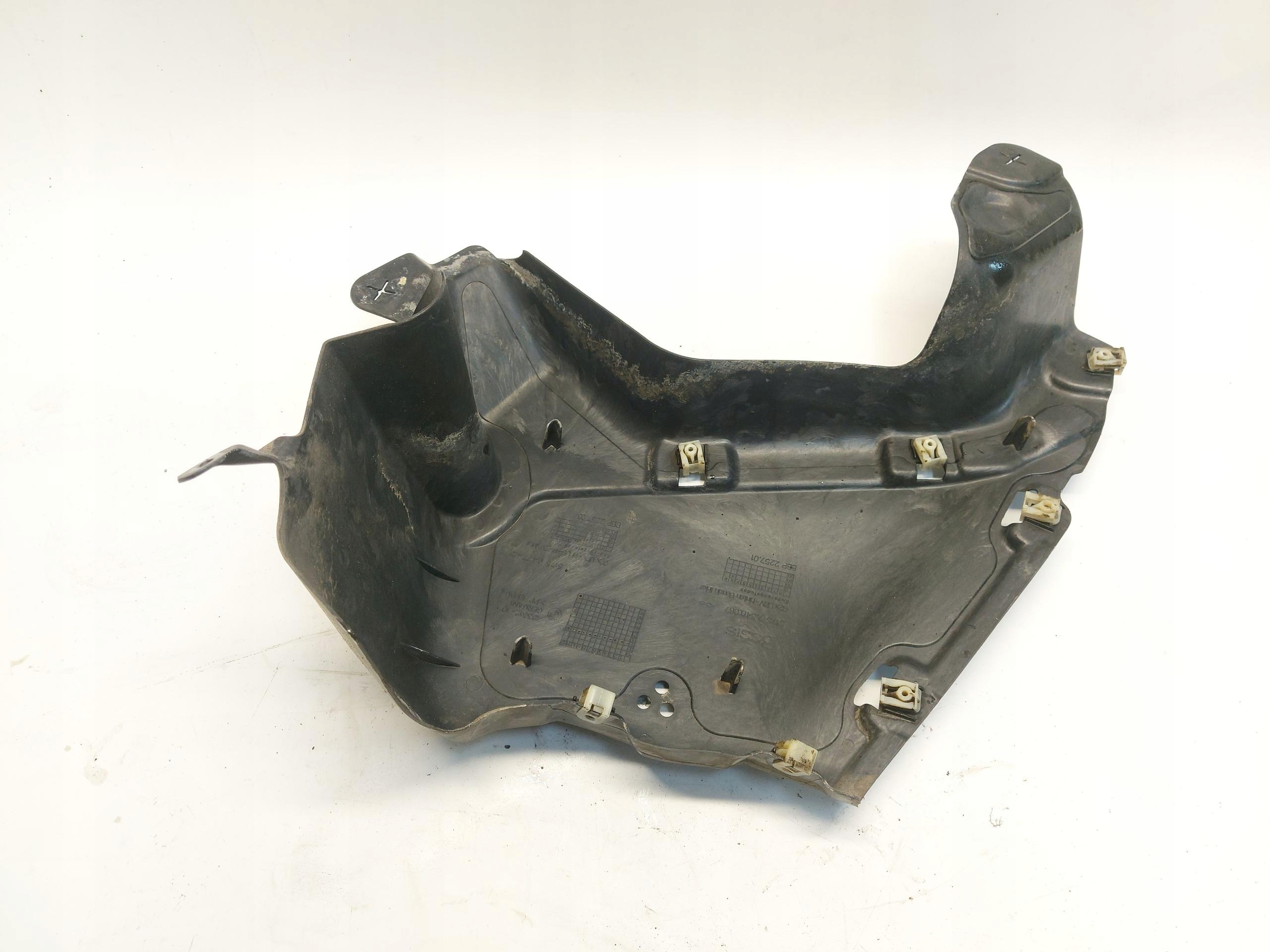 BMW G20 330e Blende Abdeckung Unterfahrschutz links heck 7340867
