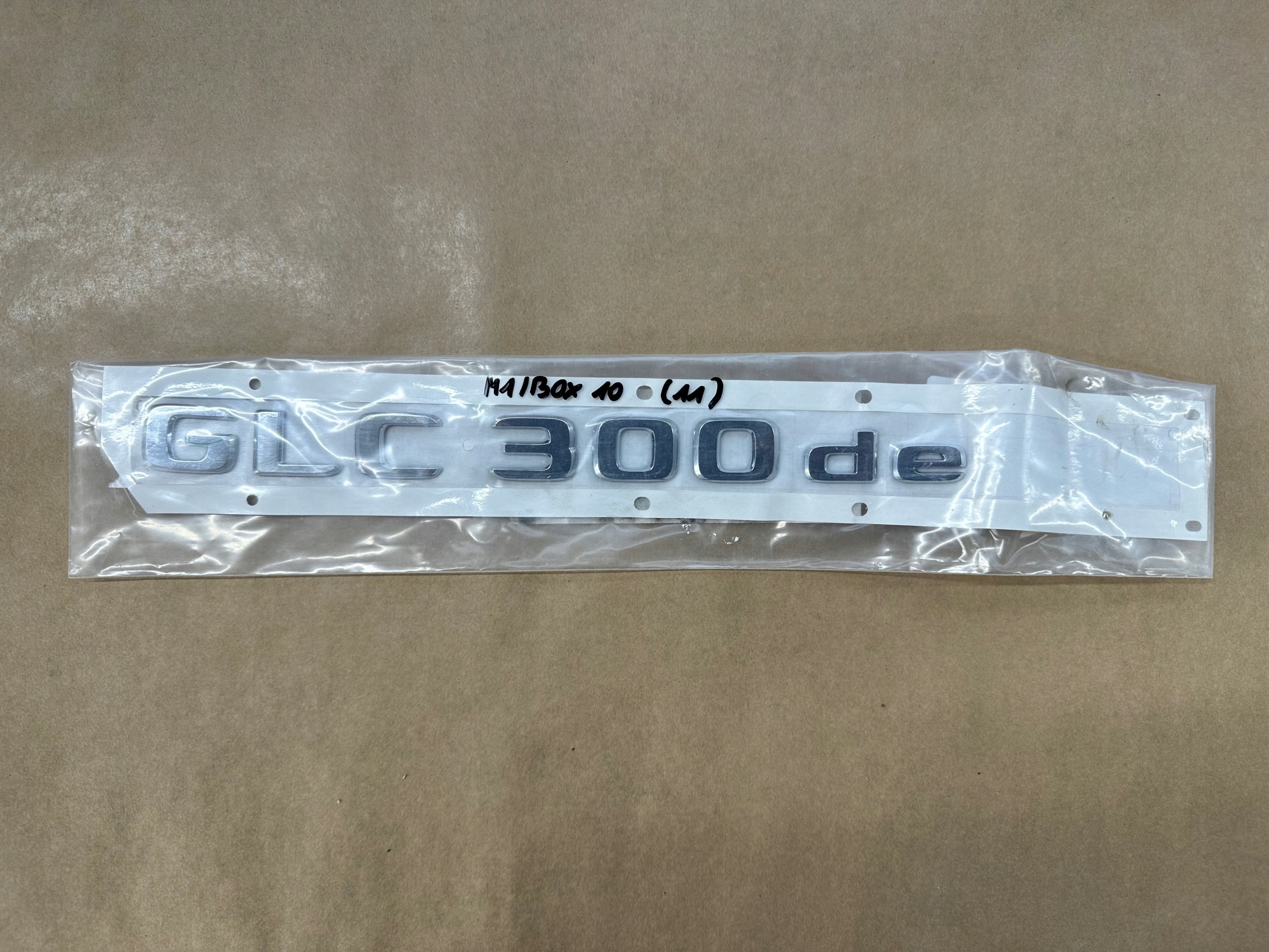 MERCEDES-BEN GLC300DE EMBLEMAT NAPIS