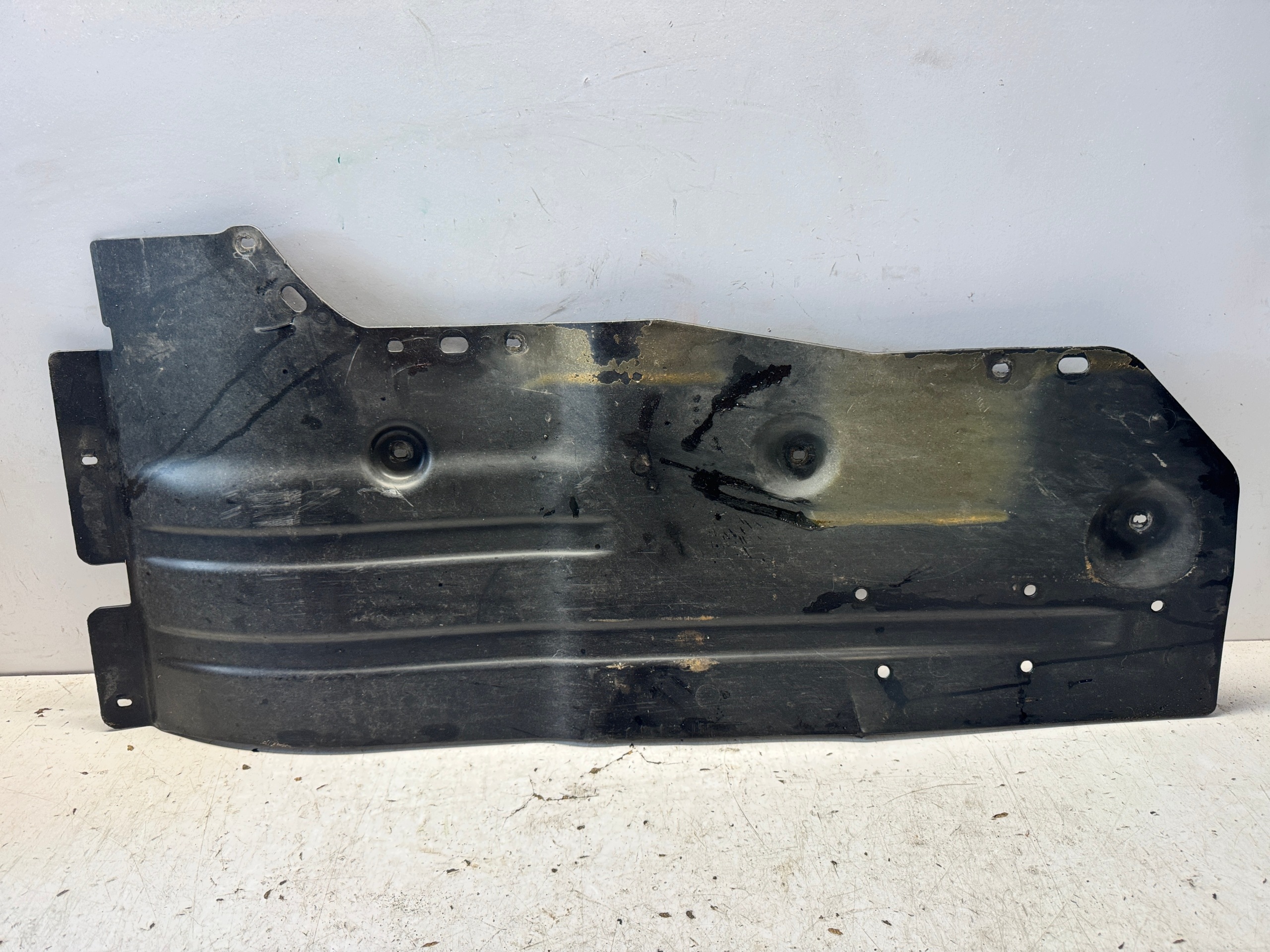 OPEL ASTRA K 5 lower motor cover chassis original 39026300 left