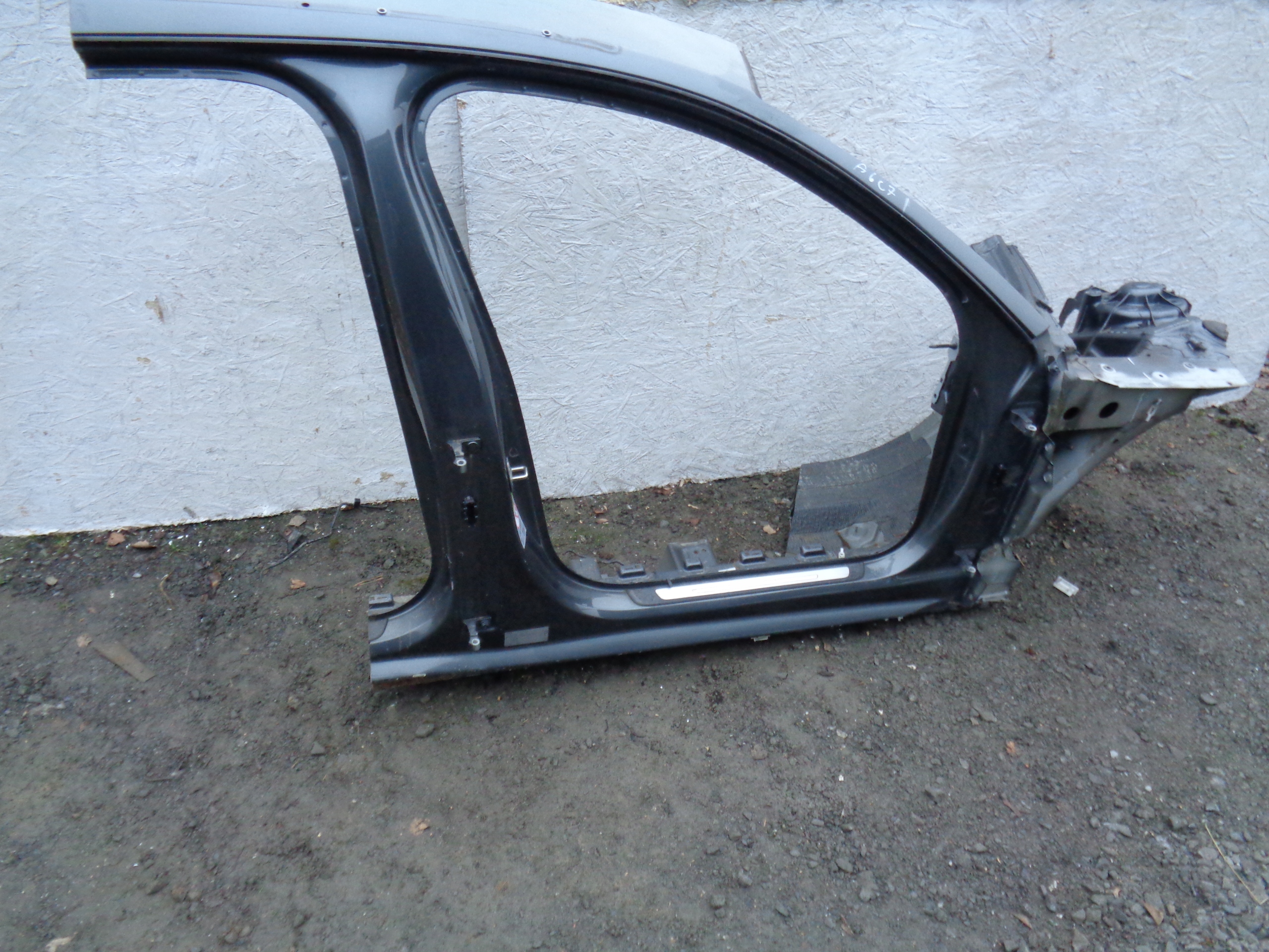 AUDI A6 C7 4G quarter threshold pillar A+B right 11R