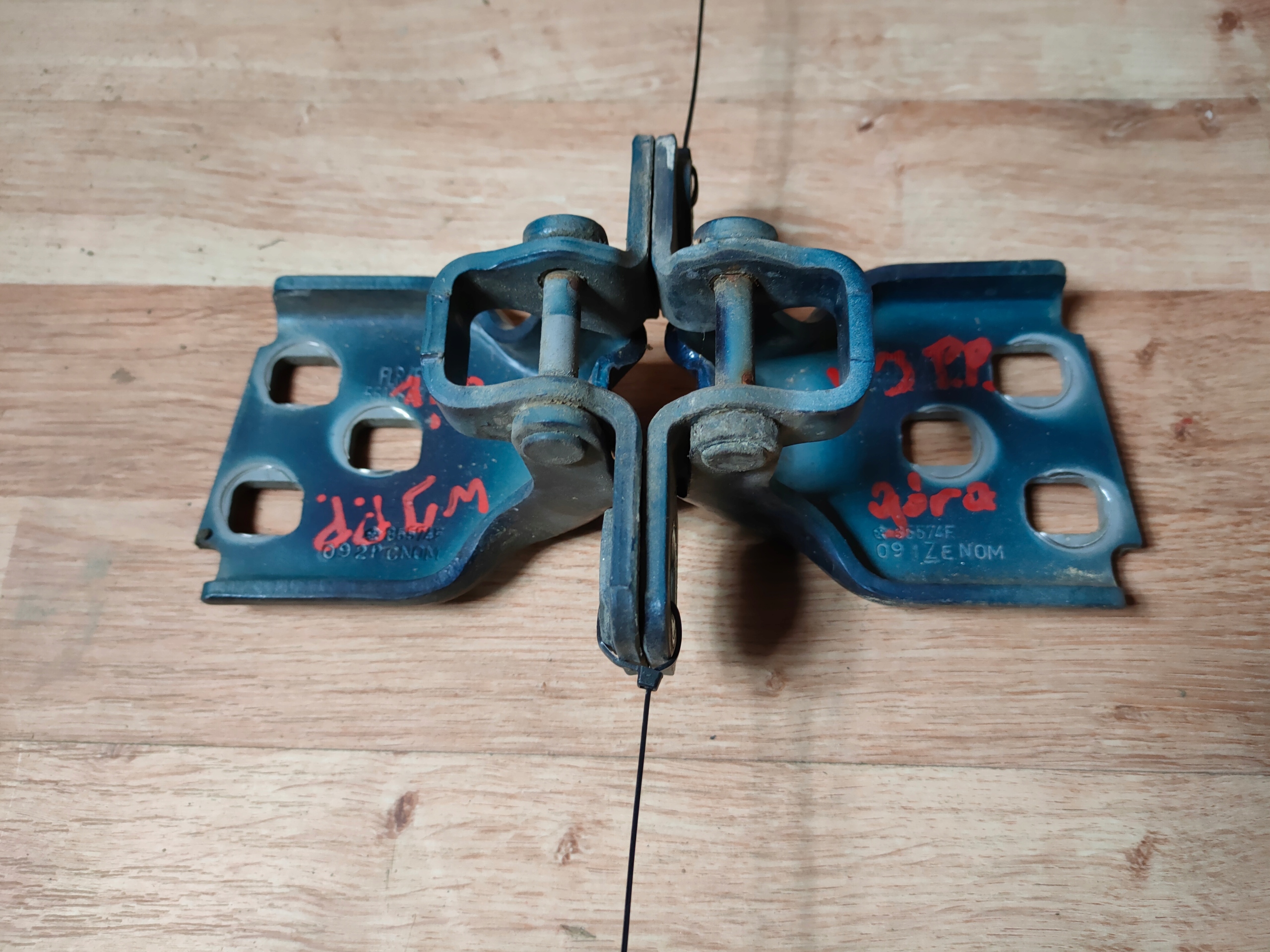 JEEP GRAND CHEROKEE WJ ZAWIASY DRZWI PRAWY PRZÓD