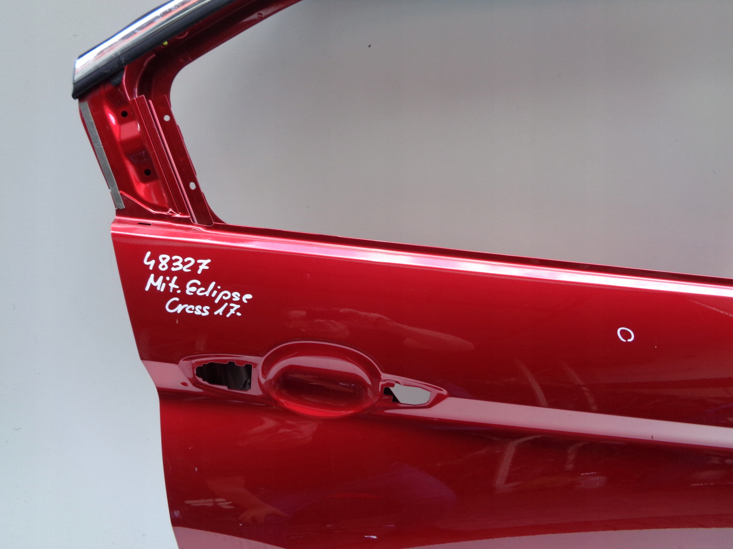 door right rear. MITSUBISHI ECLIPSE CROSS 17- NR 48327