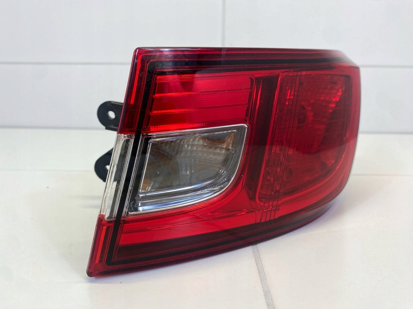 light rear right side Renault Clio 4 2015 265502831R