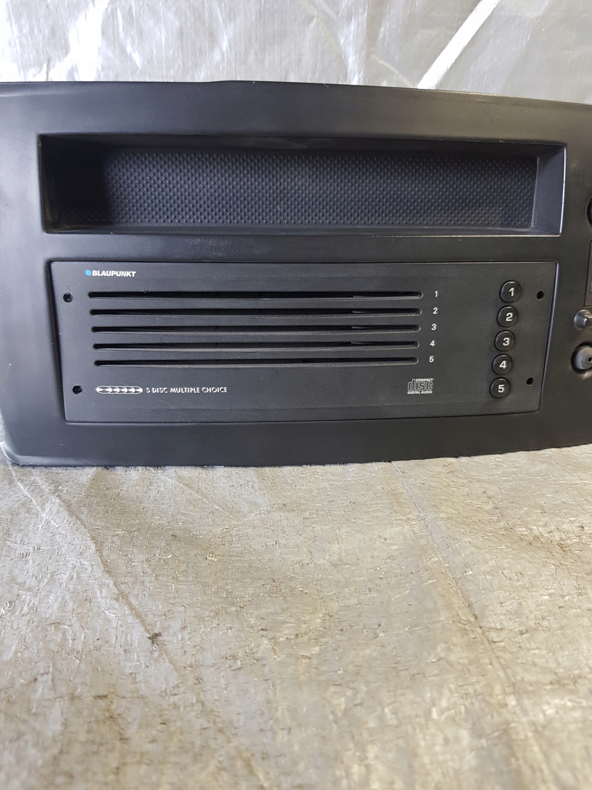 changer Blaupunkt Citroen C4 Peugeot 307