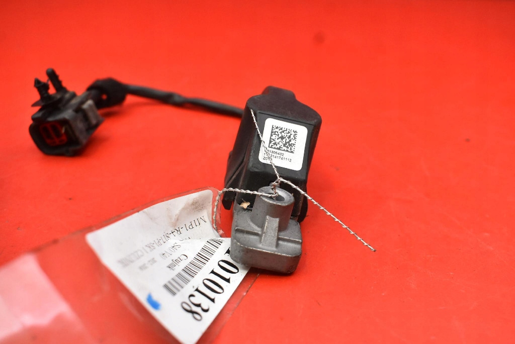 impact sensor P31305432 VOLVO S40 V40 2 II 12-16