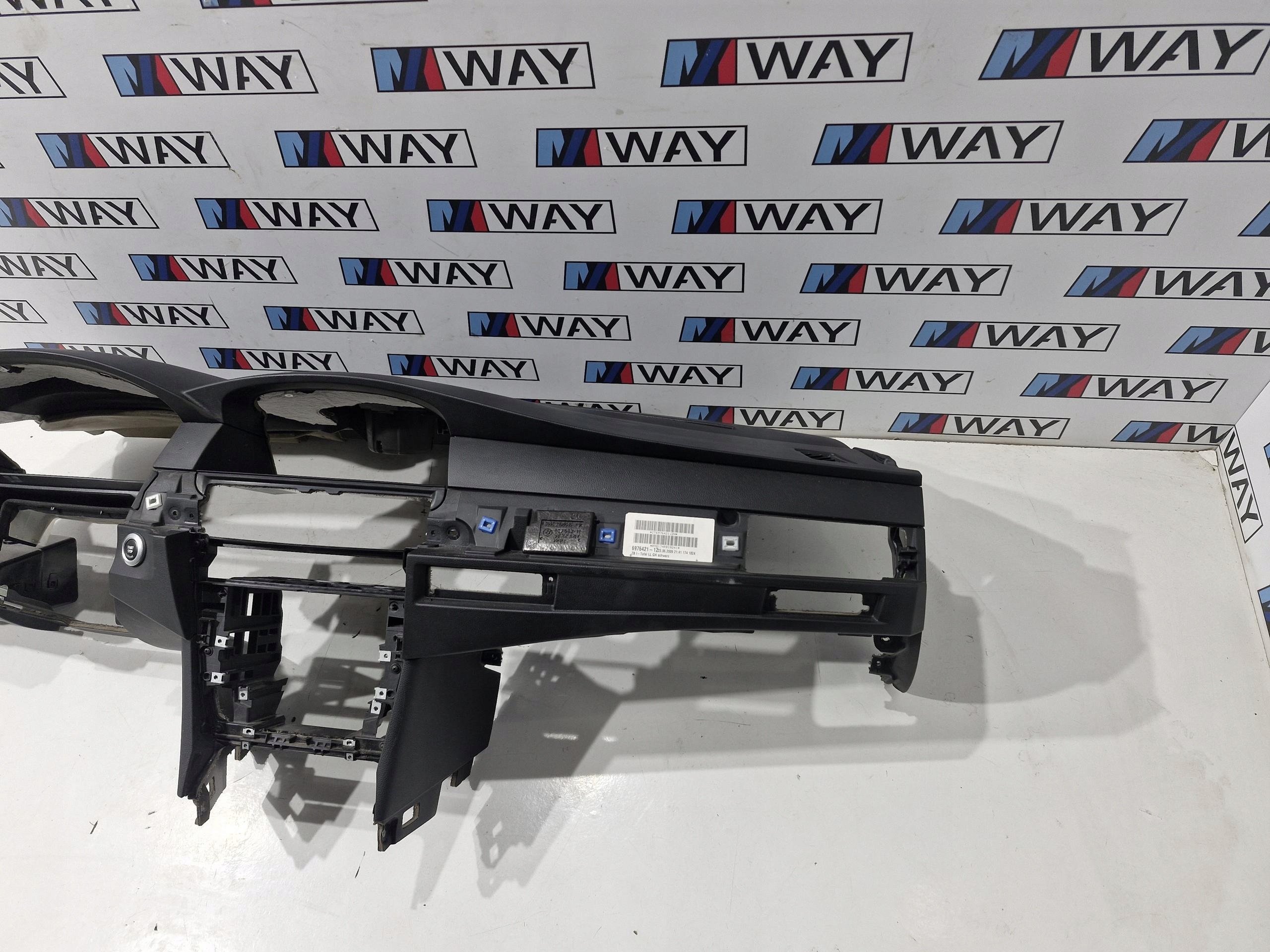6976421 BMW E60 E61 console dashboard original