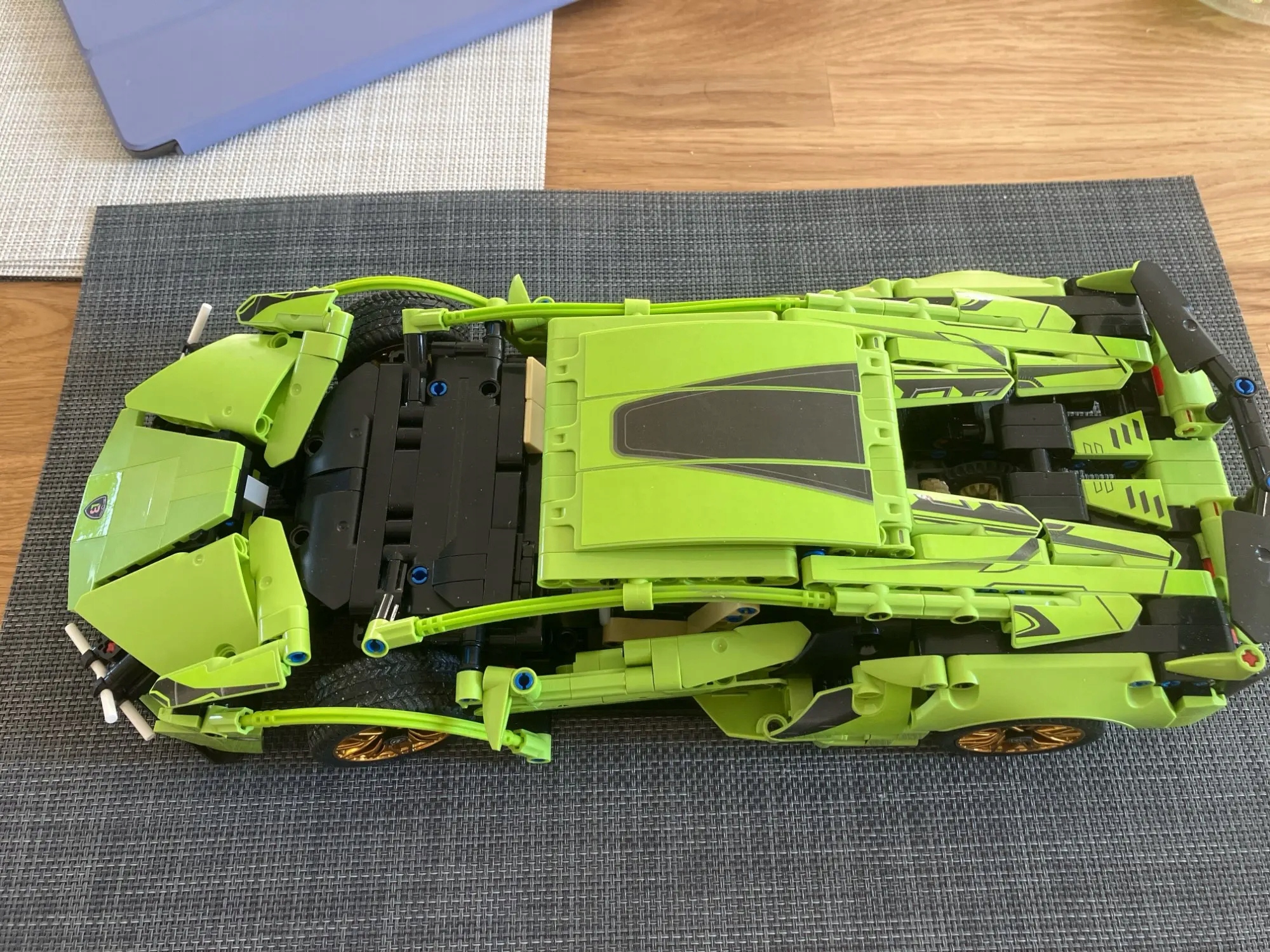 KLOCKI KONSTRUKCYJNE SAMOCHÓD LAMBORGHINI LAMBO ZESTAW DO UŁOŻENIA 1280 el Szerokość produktu 16.5 cm