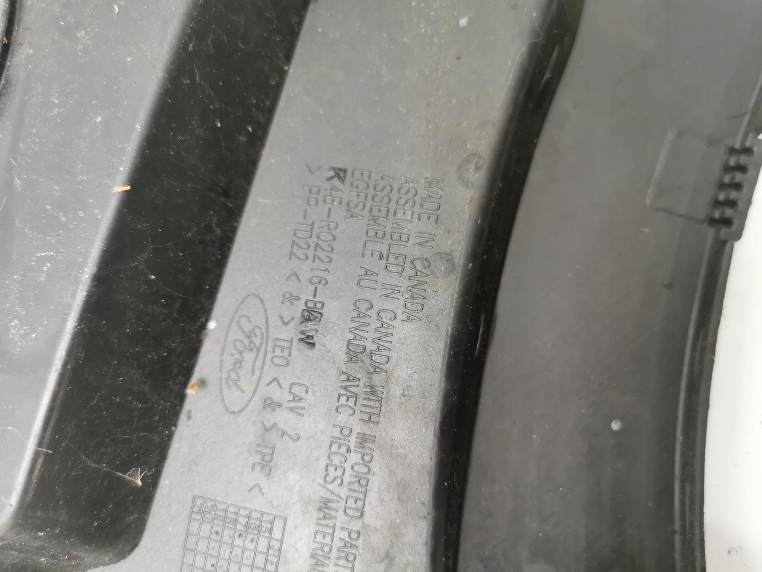torpedo upper FORD EDGE II LIFT 18-21 EU