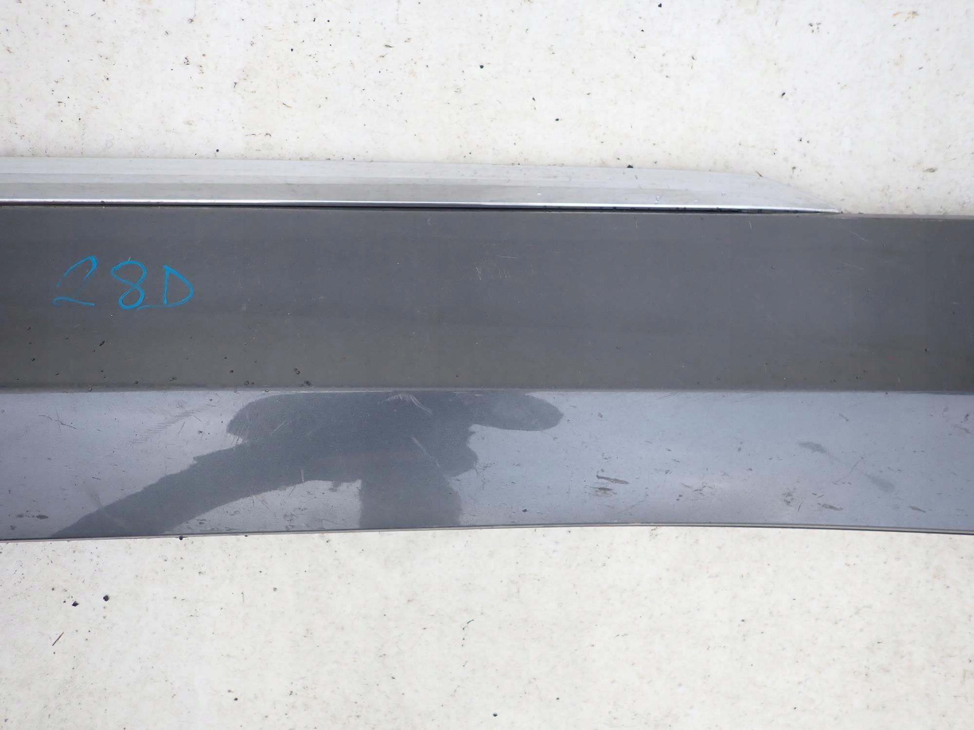 VW TIGUAN II 2 R-LINE 15- moulding door right front