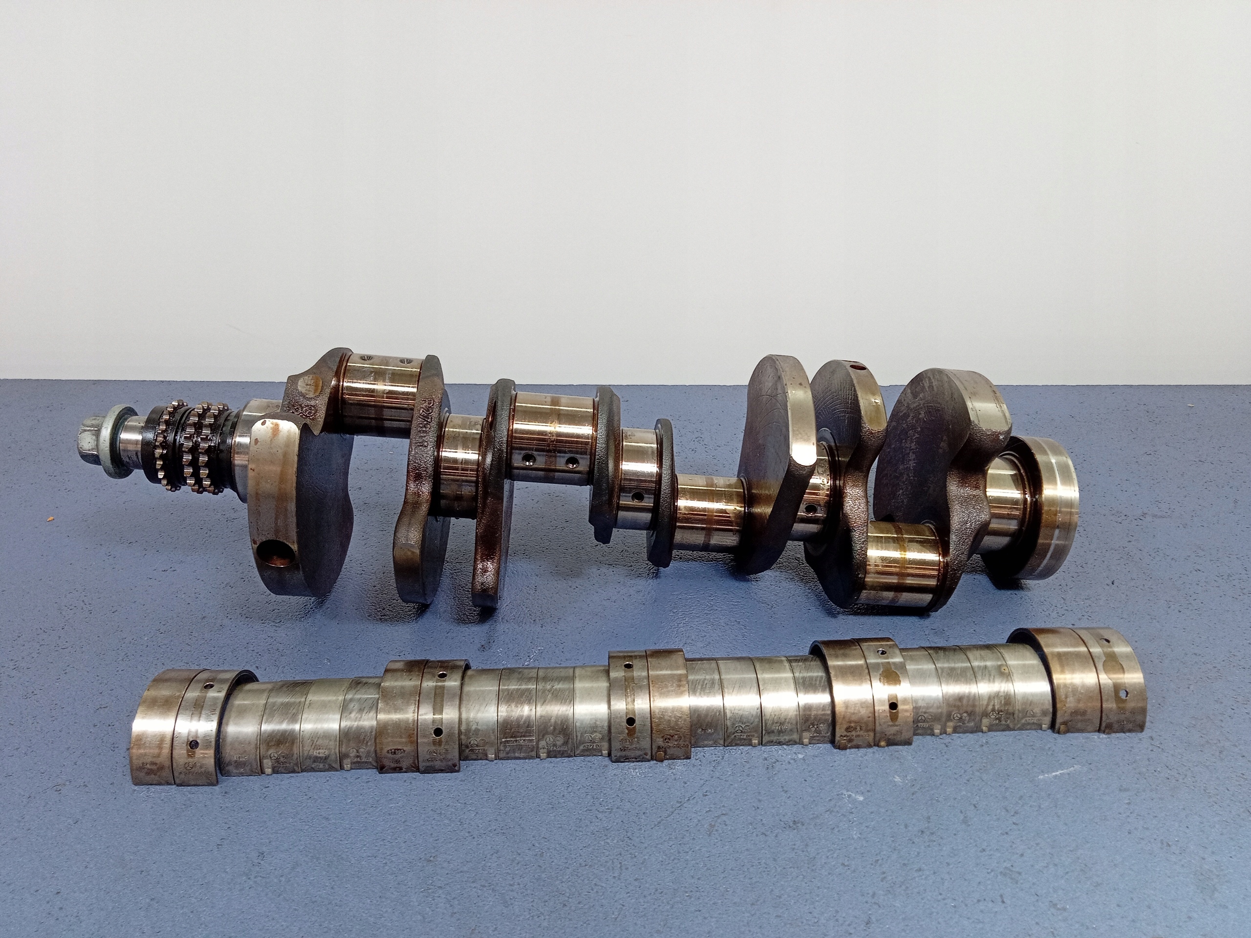 MERCEDES S W221 5.5 V8 WAŁ KORBOWY R273 Typ samochodu Samochody osobowe