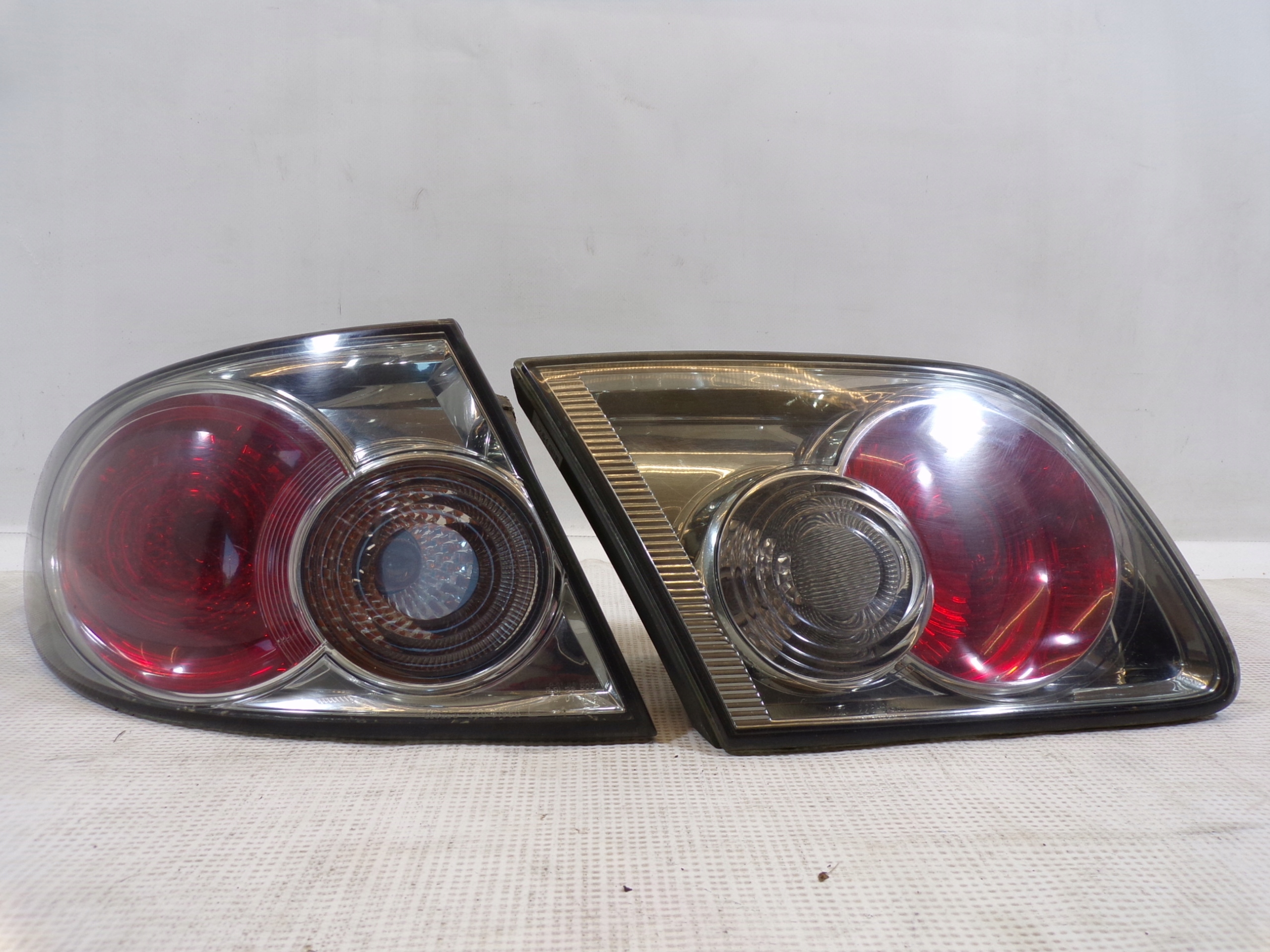 lights rear. rear part left KOMPLET MAZDA 6 sedan