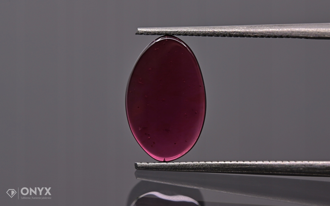 Granátové jablko Rodolit deska konvexní nepravidelná 12x8 mm