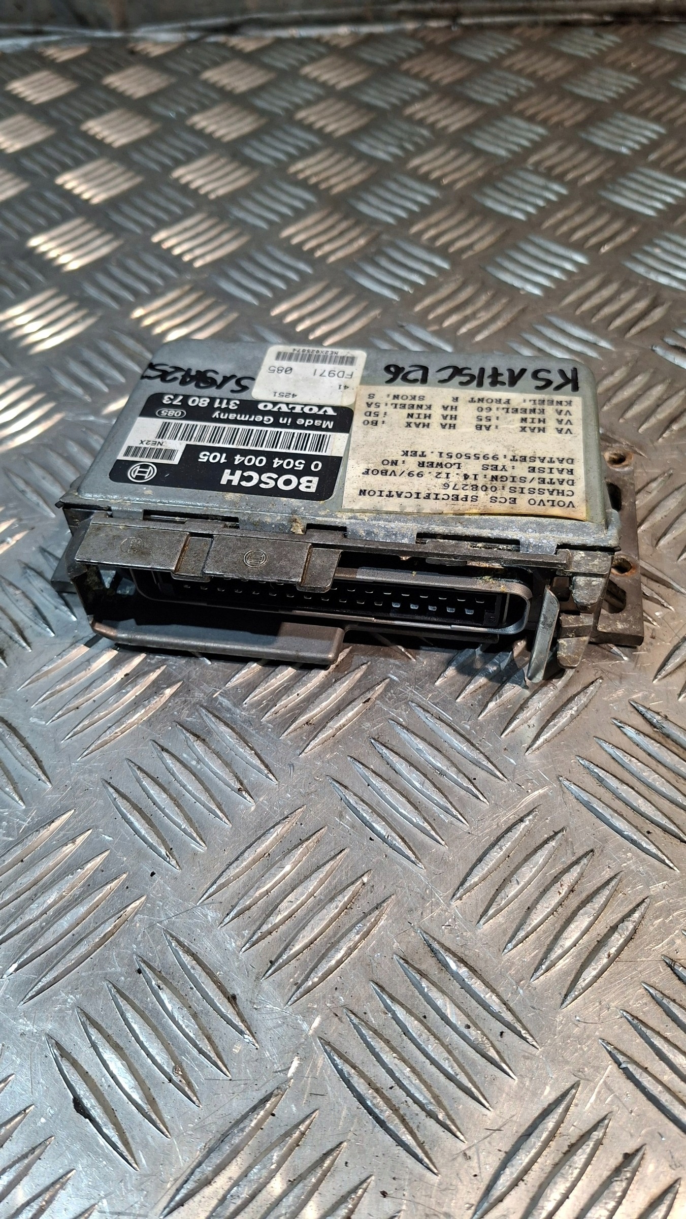control unit BOSCH VOLVO 0504004105