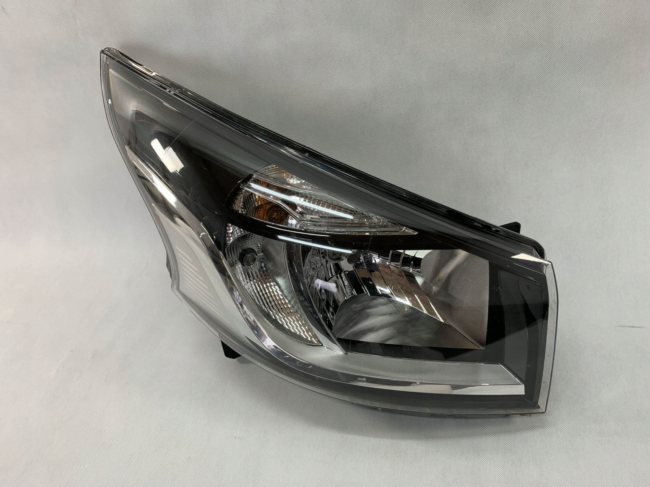 Reflektor right light front Renault Trafic 3 III 14r 260109868R 10.25