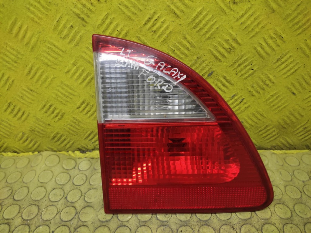 FORD GALAXY MK1 feu gauche arrière du capot 7M5945093B