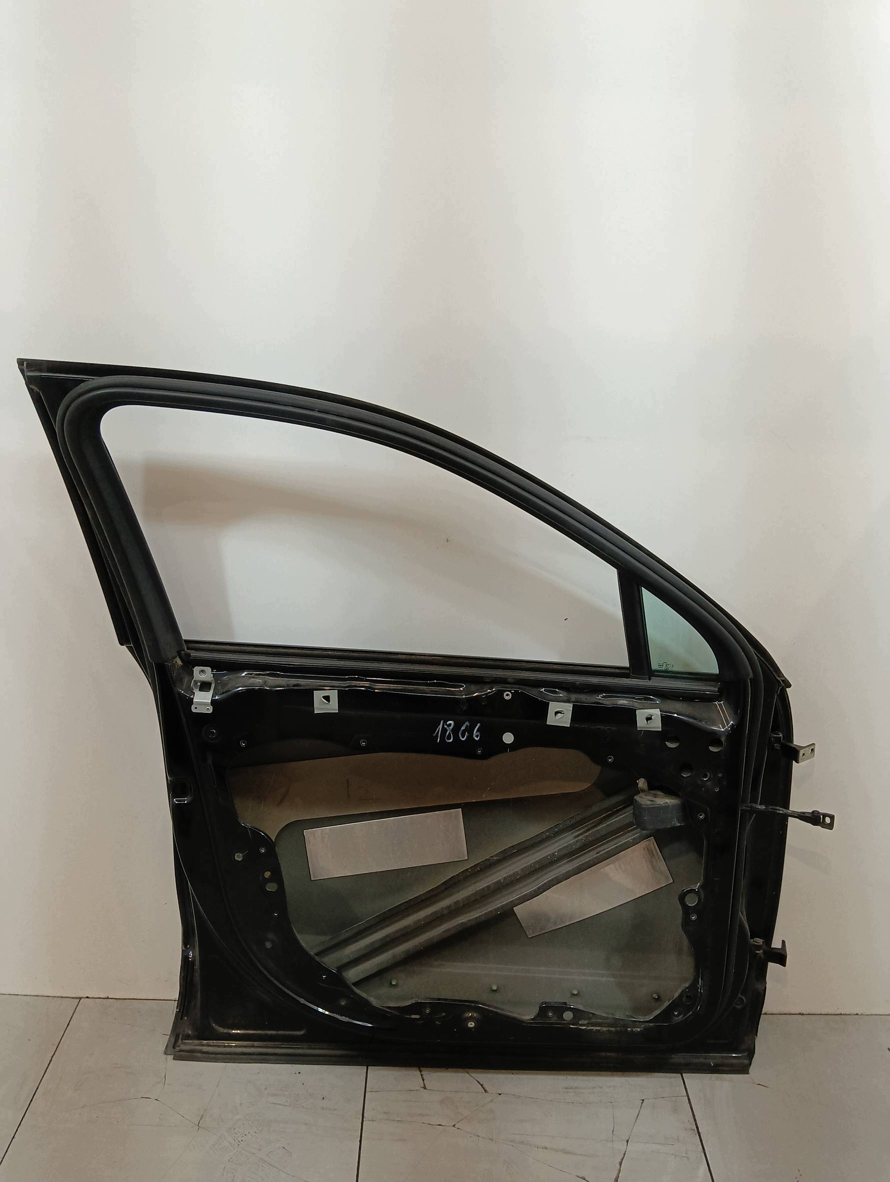 door left front 041 Porsche Cayenne II (2010-2017)