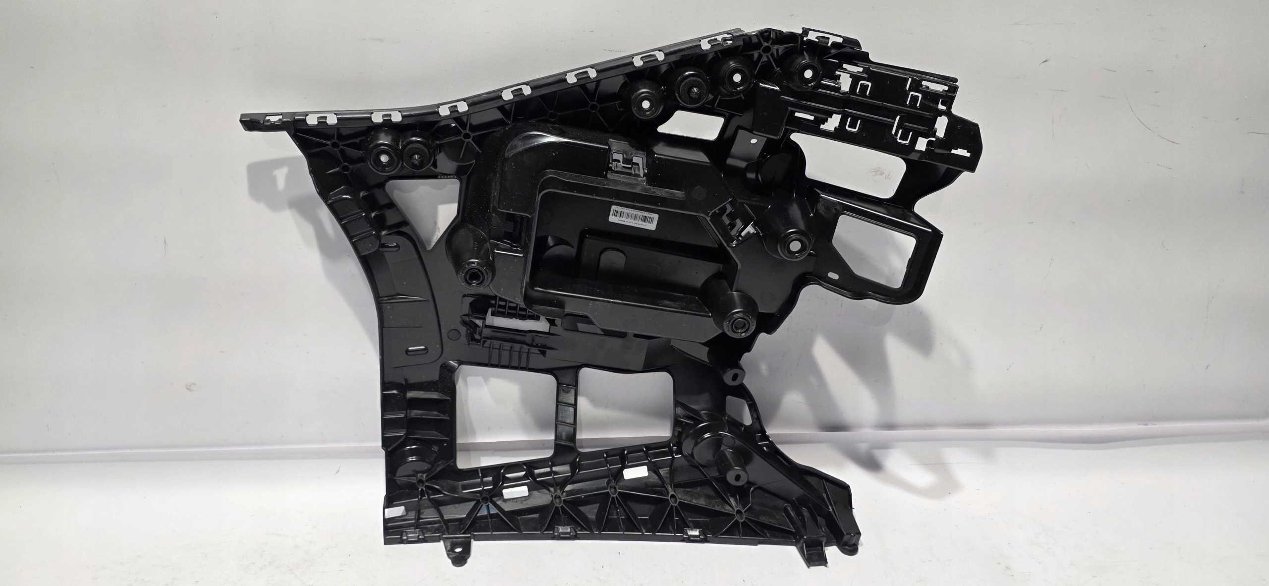 bumper bracket right rear part BMW M5 G90 G99 24- original 7887032