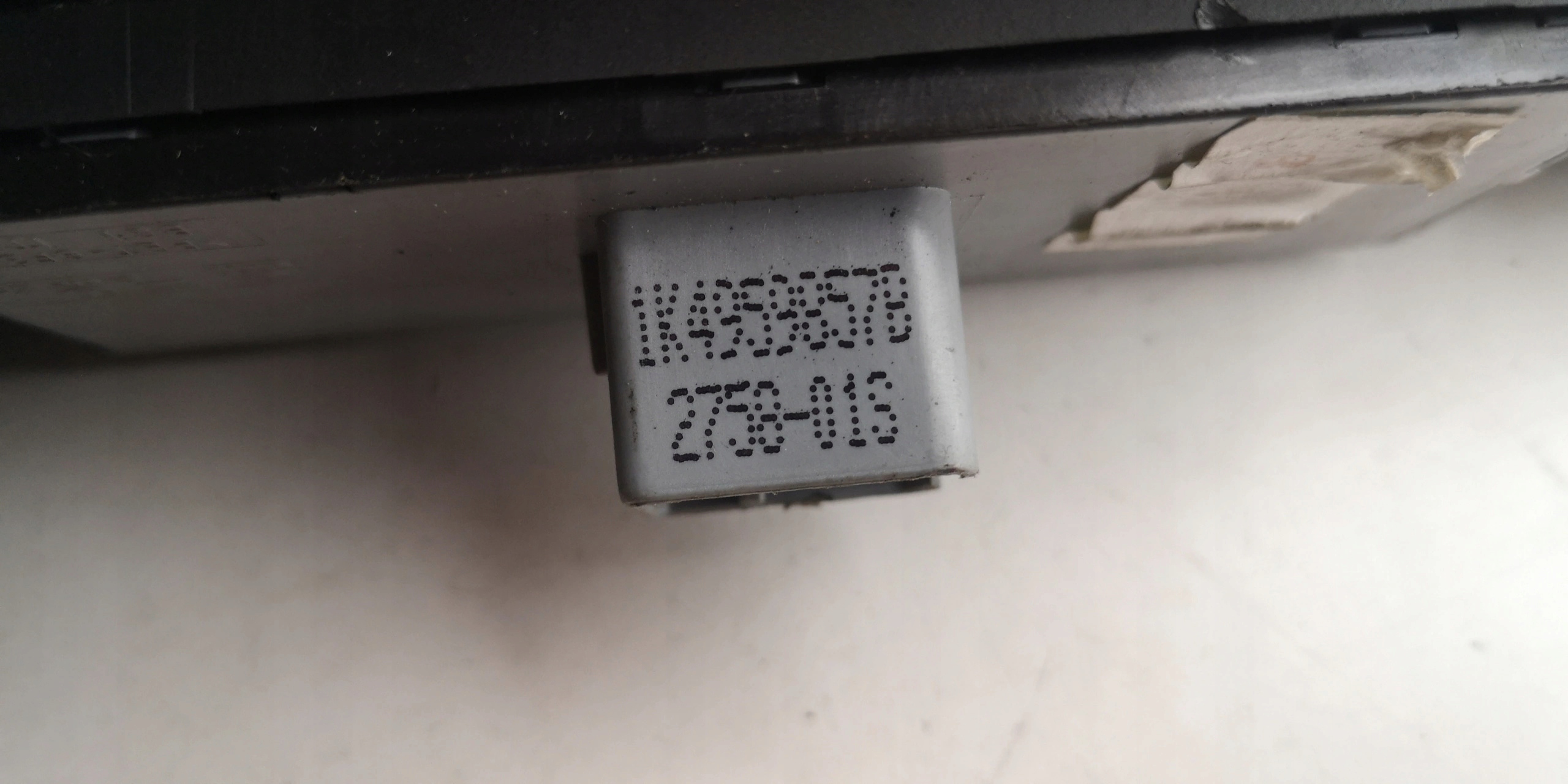 window control switch VOLKSWAGEN GOLF V IK4959857B