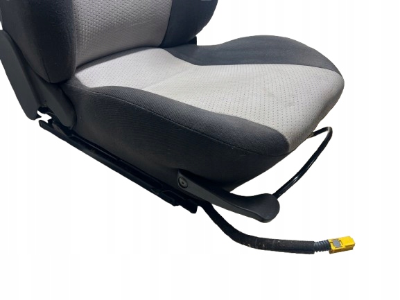 OPEL MERIVA A SIEDZISKO seat left front black grey