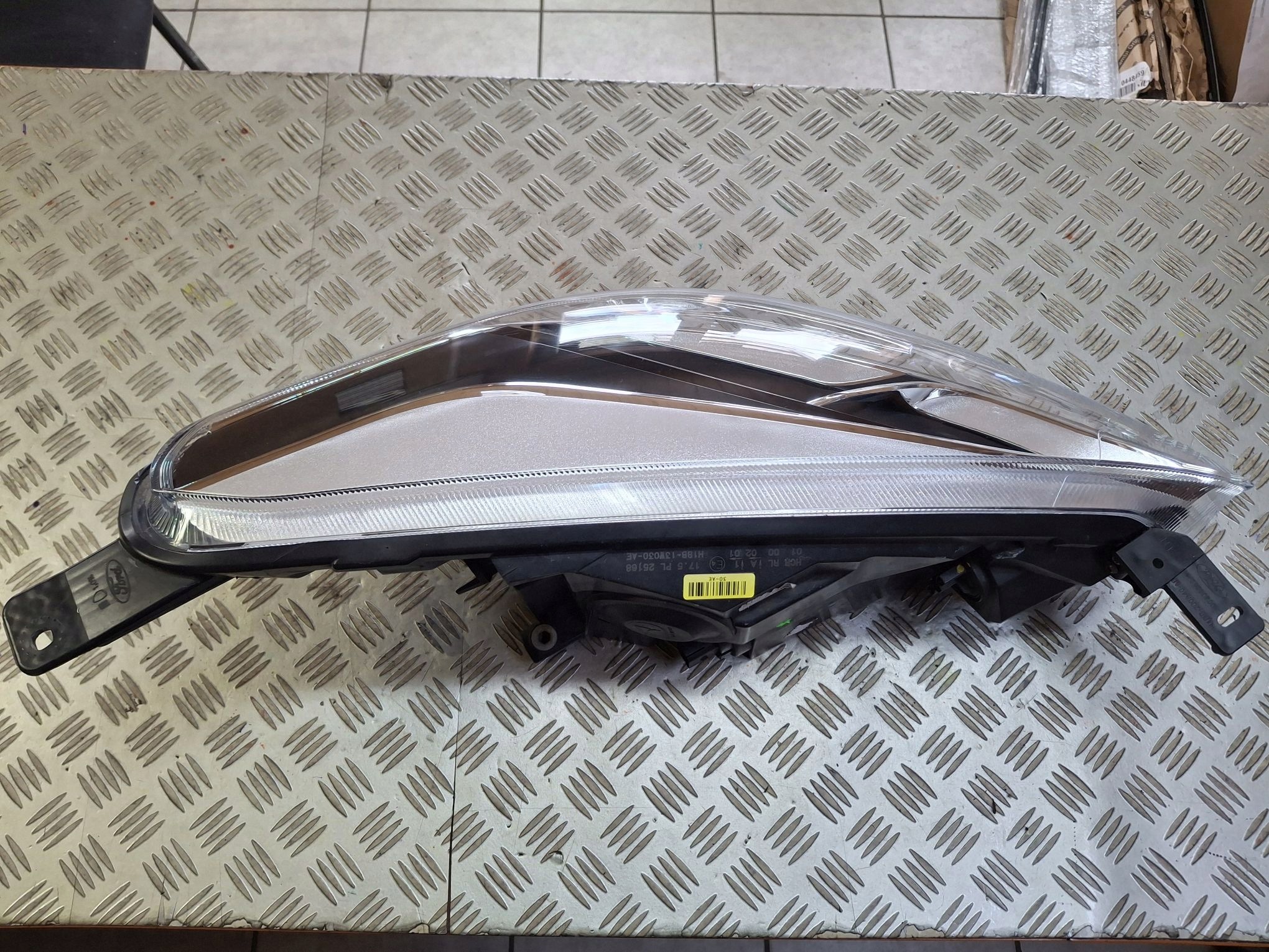 light left front FORD FIESTA MK8 2017R->