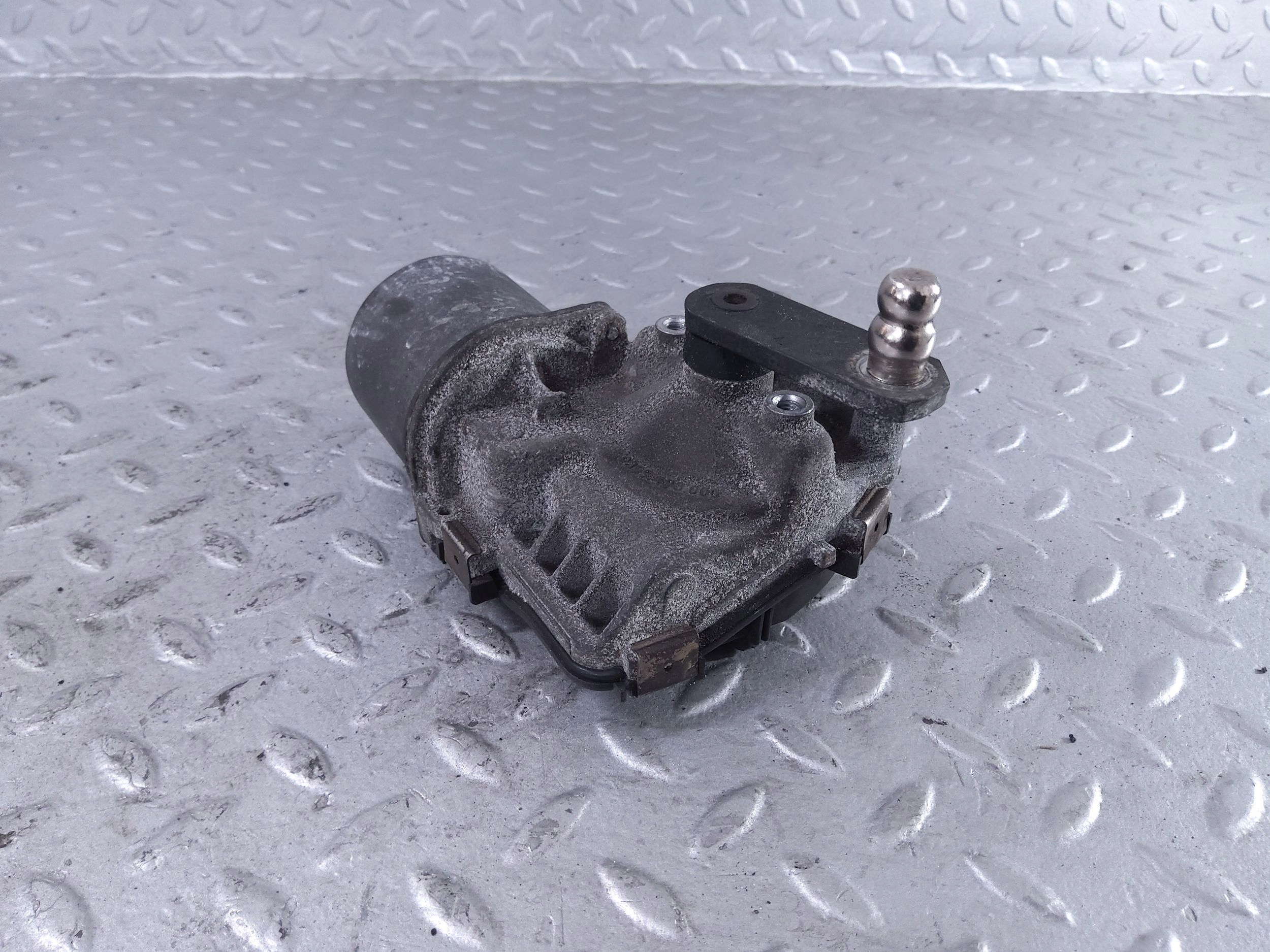 моторчик стеклоочистителя jaguar T4K2142