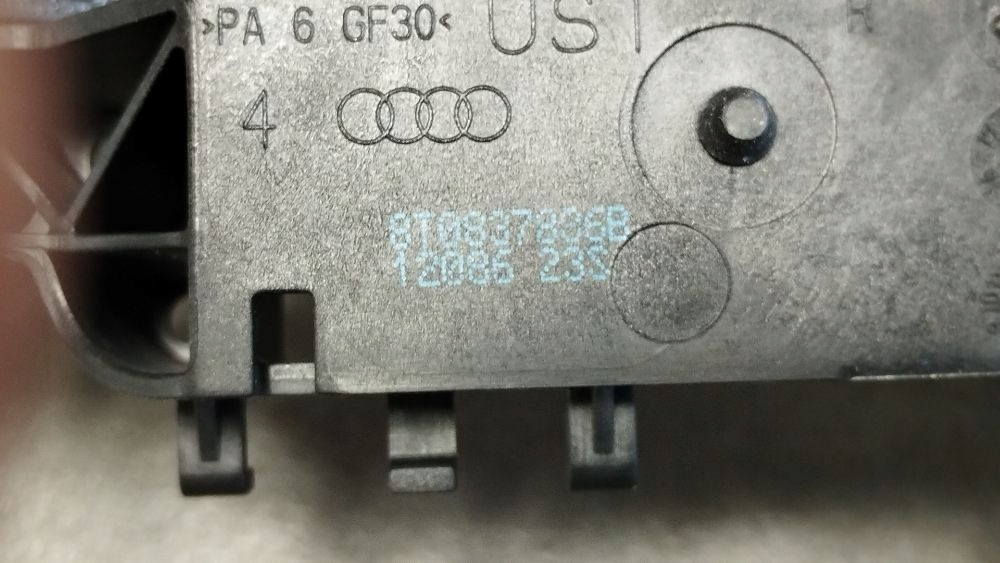 Audi A5 Sportback 8TA handle right rear part 8T0837886B LS9R