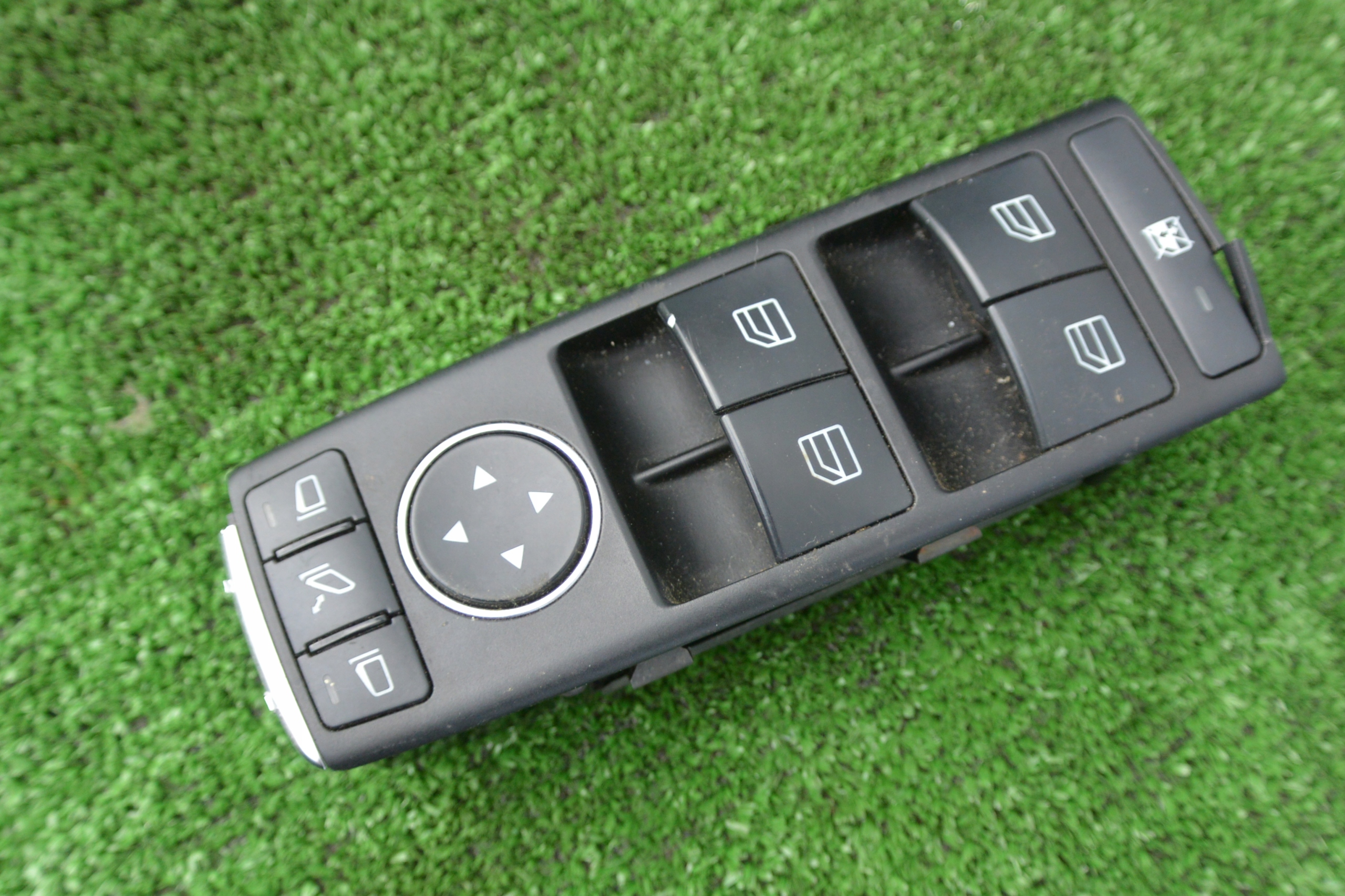 PANEL Bouton Vitre MERCEDES-BENZ CLA-KLASA W117 ML W166