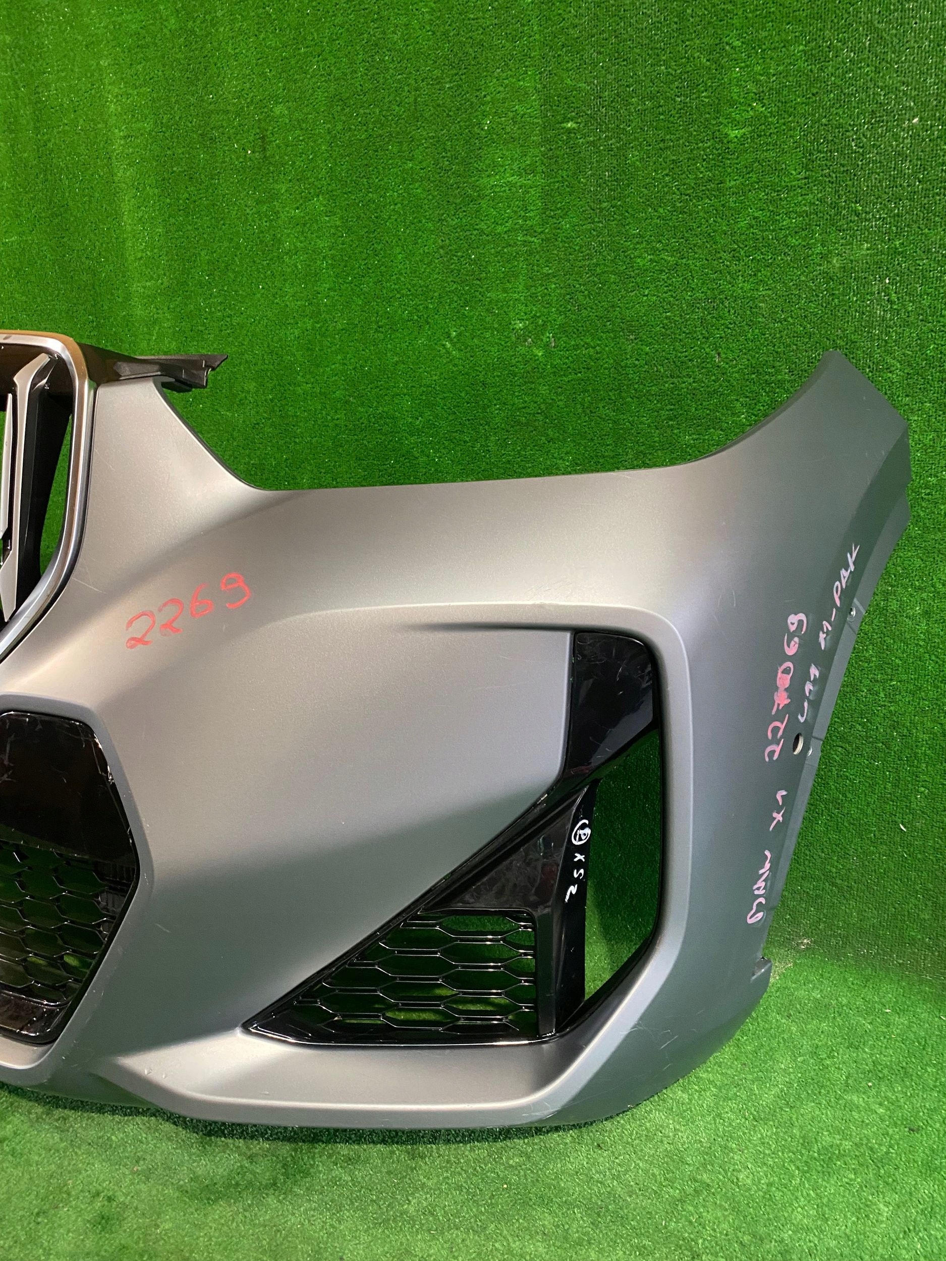front bumper front BMW X1 U11 m-packet 22- NR.Z2269