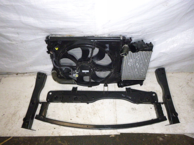 QASHQAI J11 LIFT 17-CHŁODNICE PAS BELKA KOMPLET