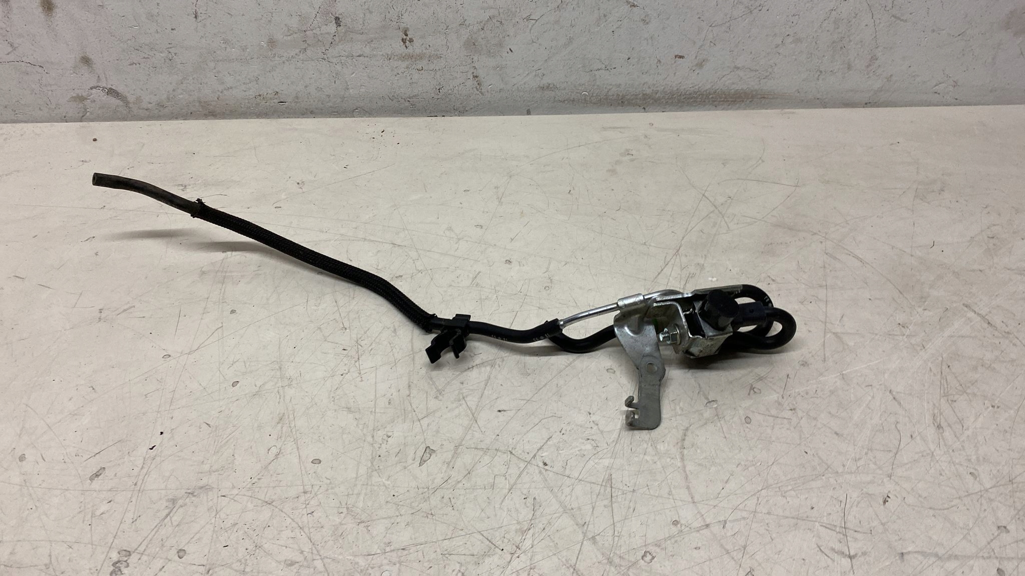 MAZDA 2.2 D ВАКУУМНЫЙ КЛАПАН K5T46487