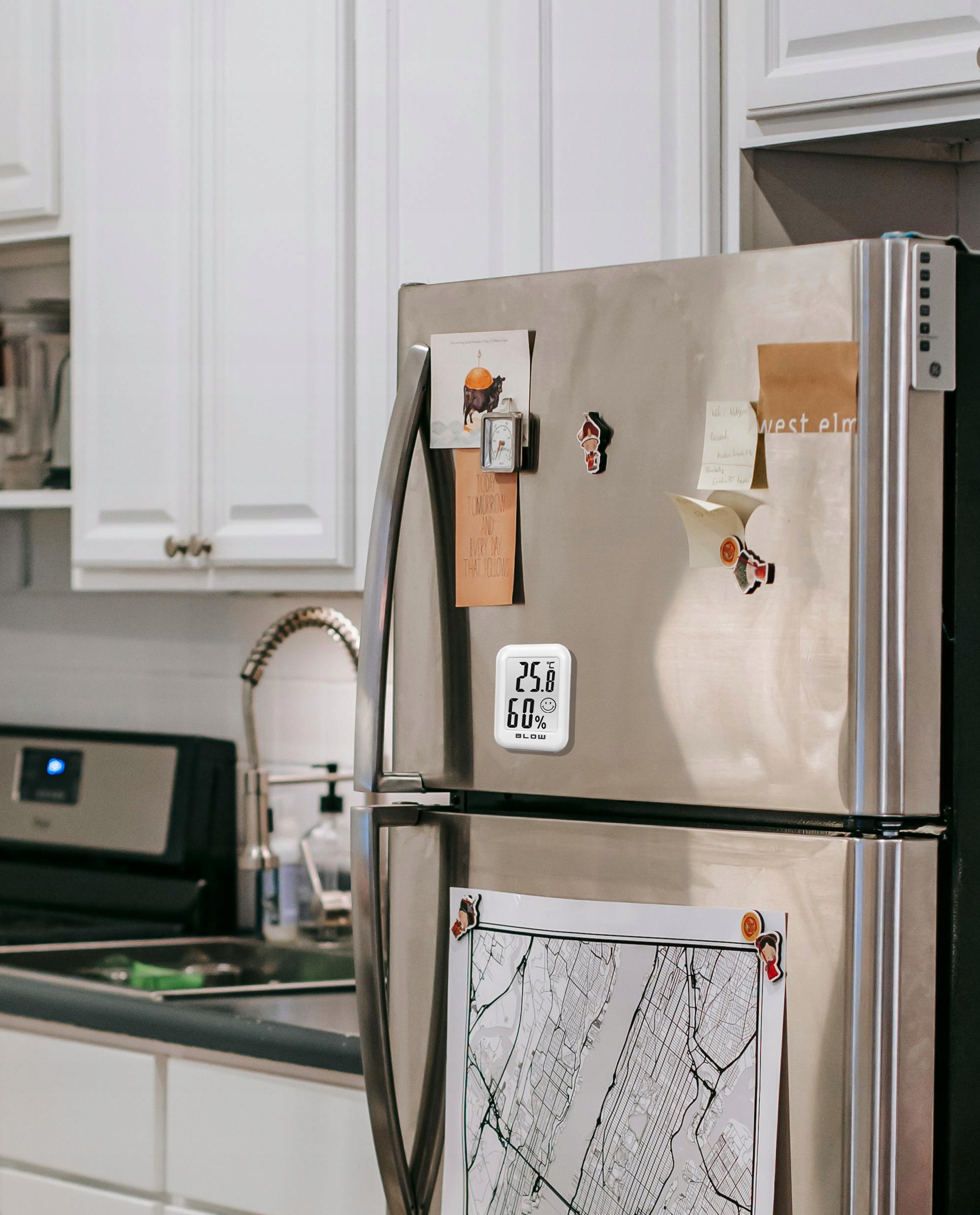 TERMOMETR LCD MINI STACJA POGODOWA POGODY HIGROMETR ZESTAW MAGNES BATERIA Marka Blow