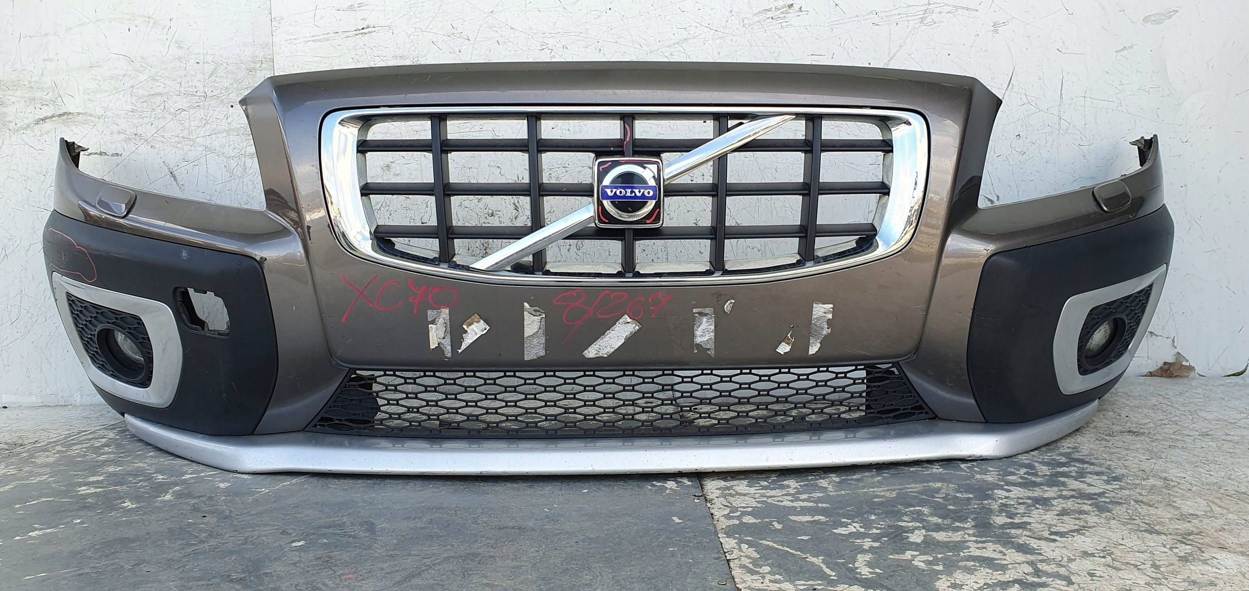 Volvo XC70 II 2 ZDERZAK PRZÓD PRZEDNI
