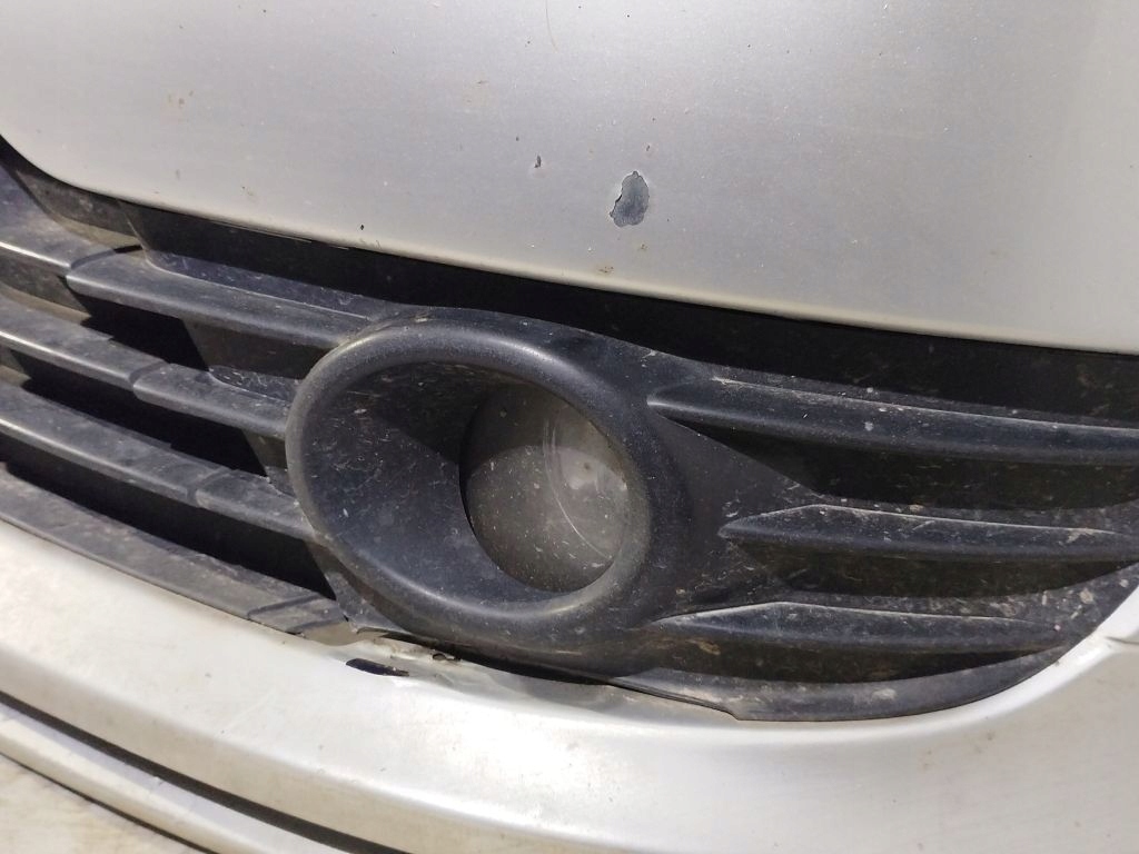 Citroen C4 a nárazník předek přední