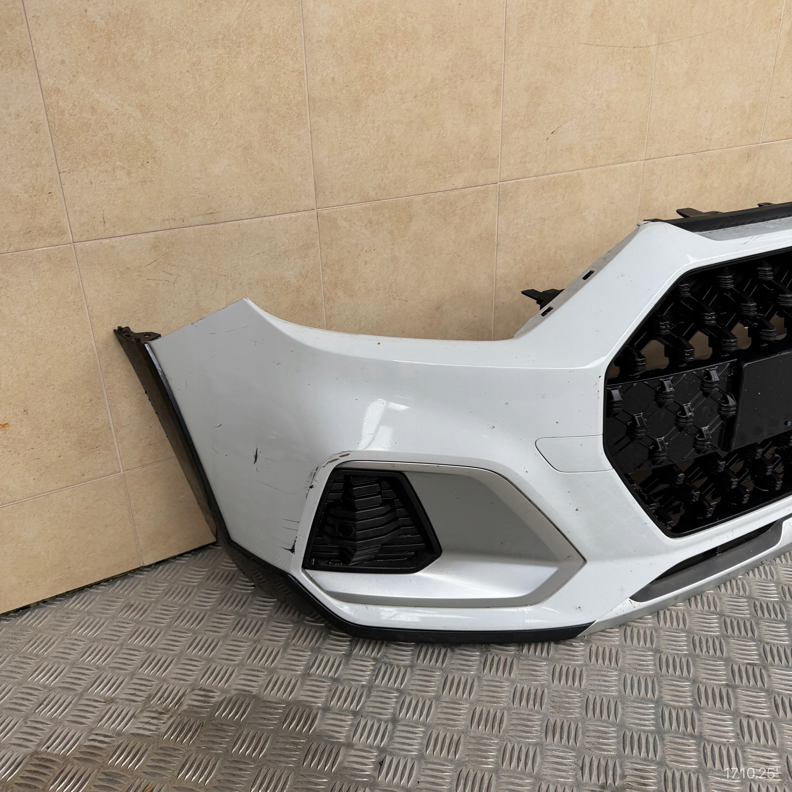 front bumper complete AUDI A1 CITY CARVER 82A 2022 ROK 4 PDC