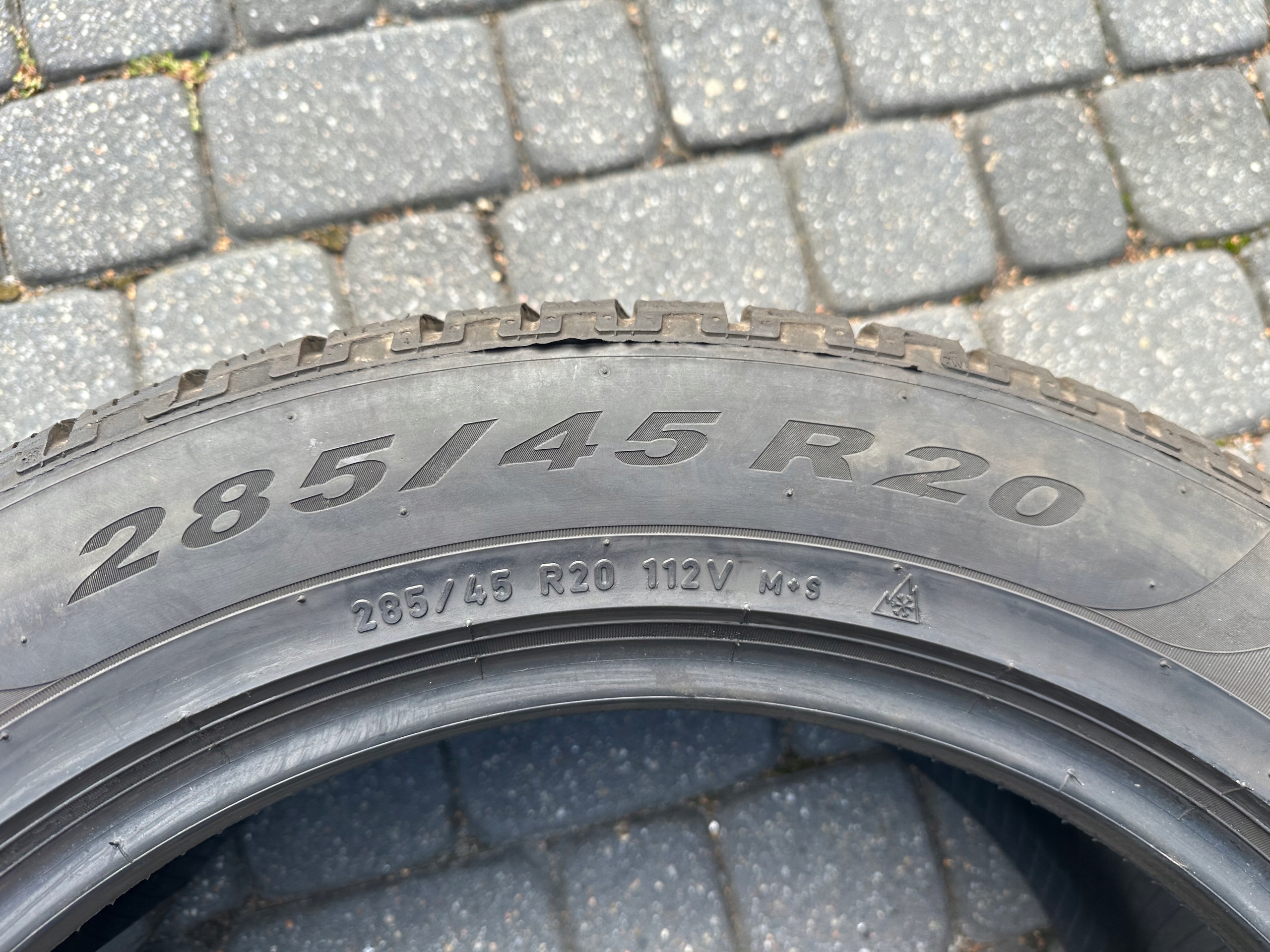 Opona Pirelli Scorpion Winter - 285/45/20 Model Scorpion Winter